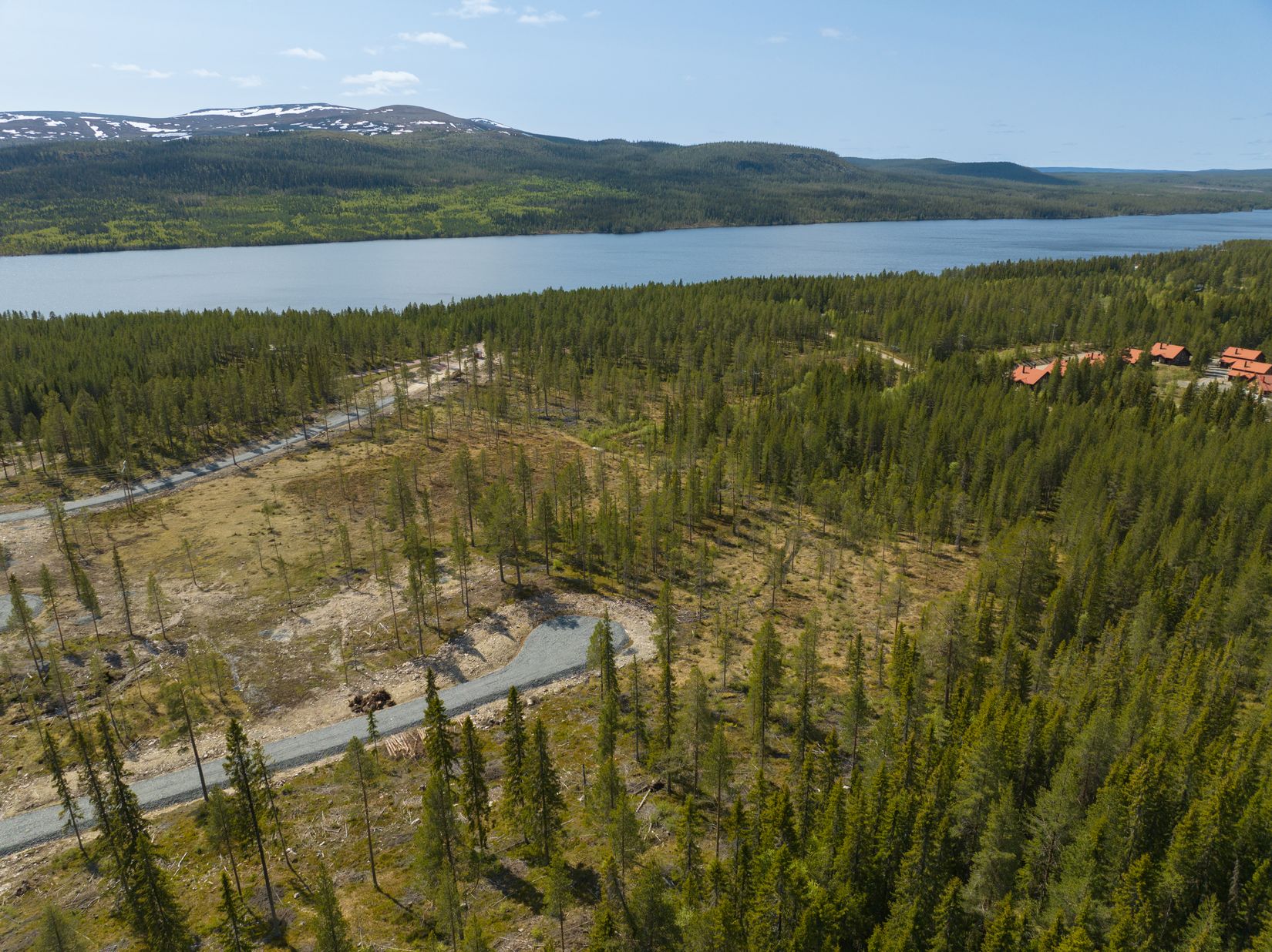 Tomt, Lovsångsslingan 24, Härjedalen