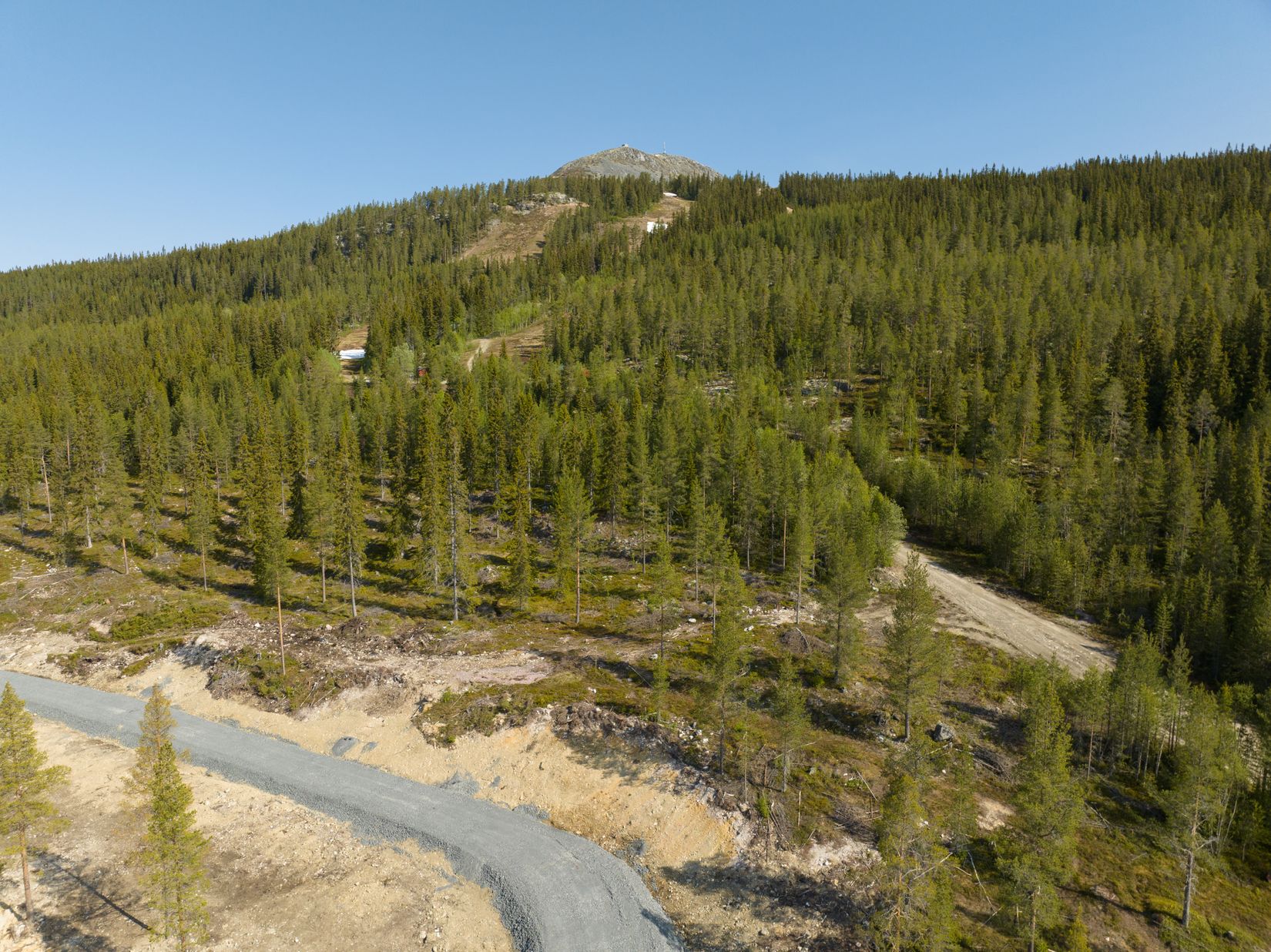 Tomt, Lovsångsslingan 12, Härjedalen