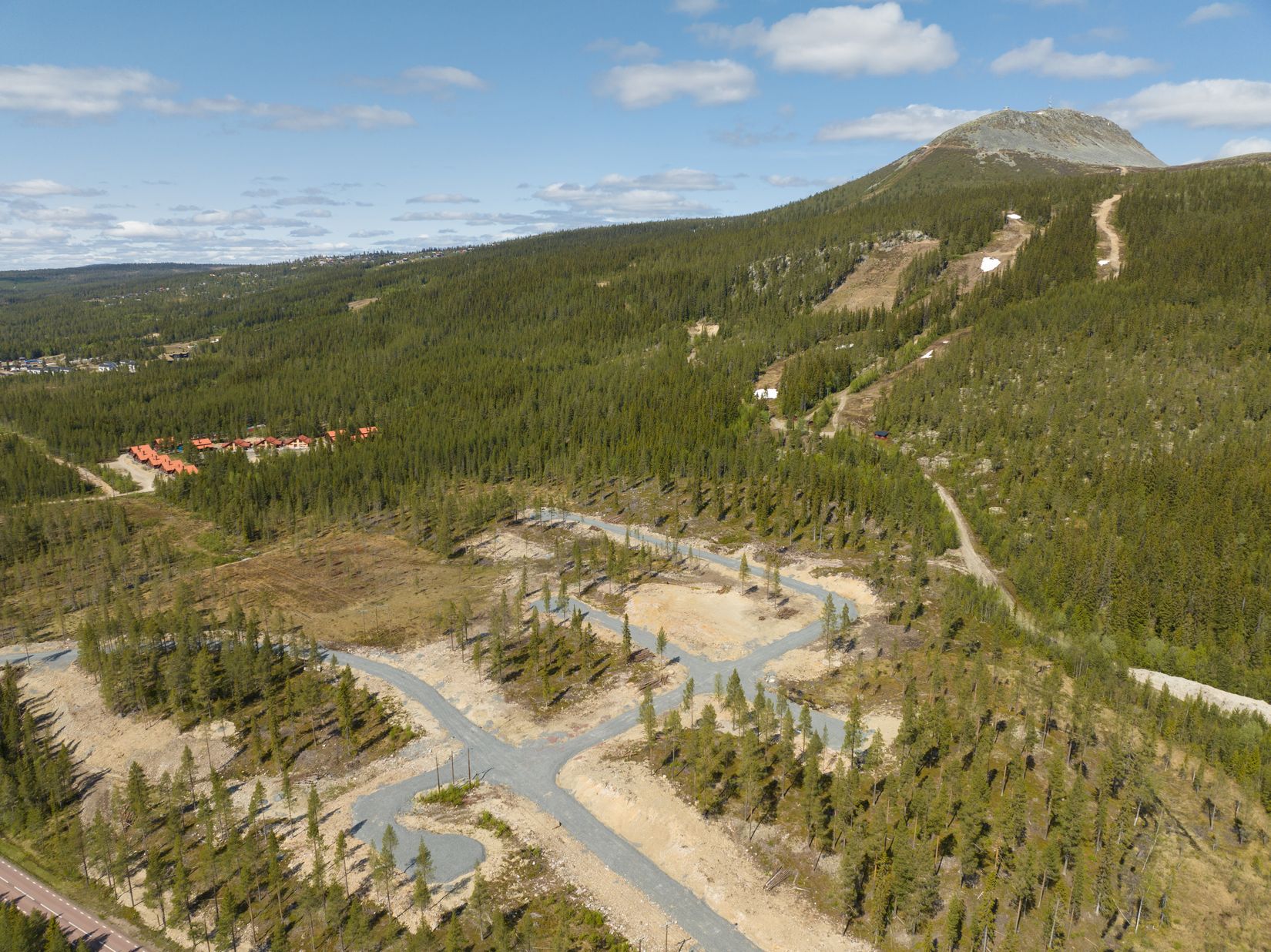 Tomt, Lovsångsslingan 12, Härjedalen