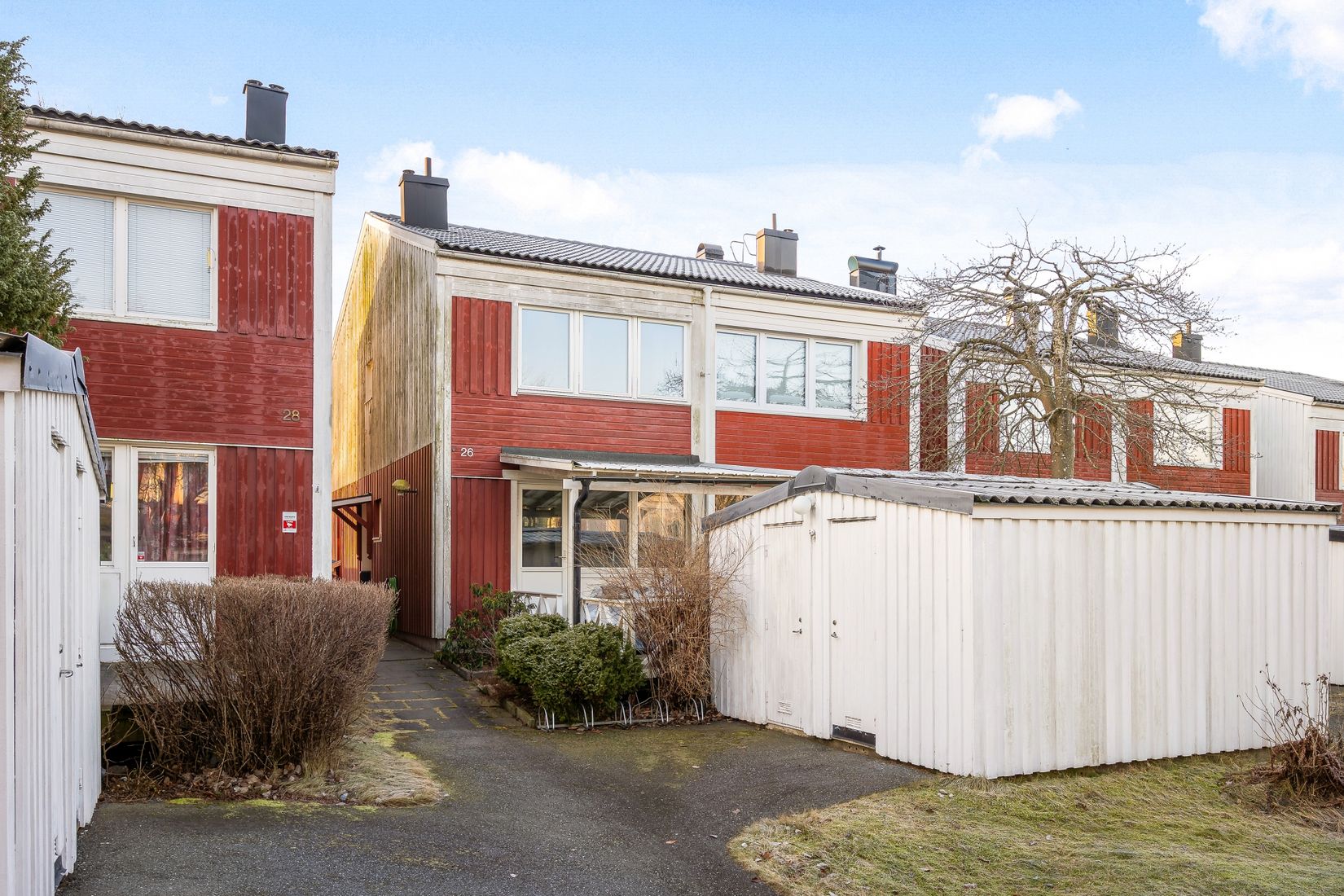 Villa, Radhus, Torpstugegränd 26, Bromsten, Stockholm