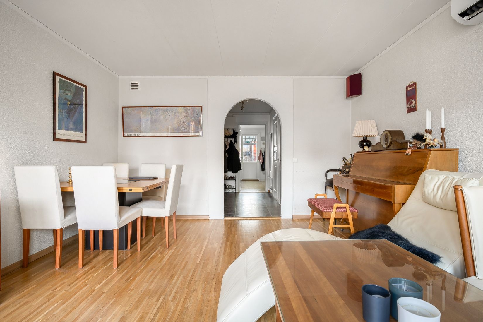 Villa, Radhus, Torpstugegränd 26, Bromsten, Stockholm