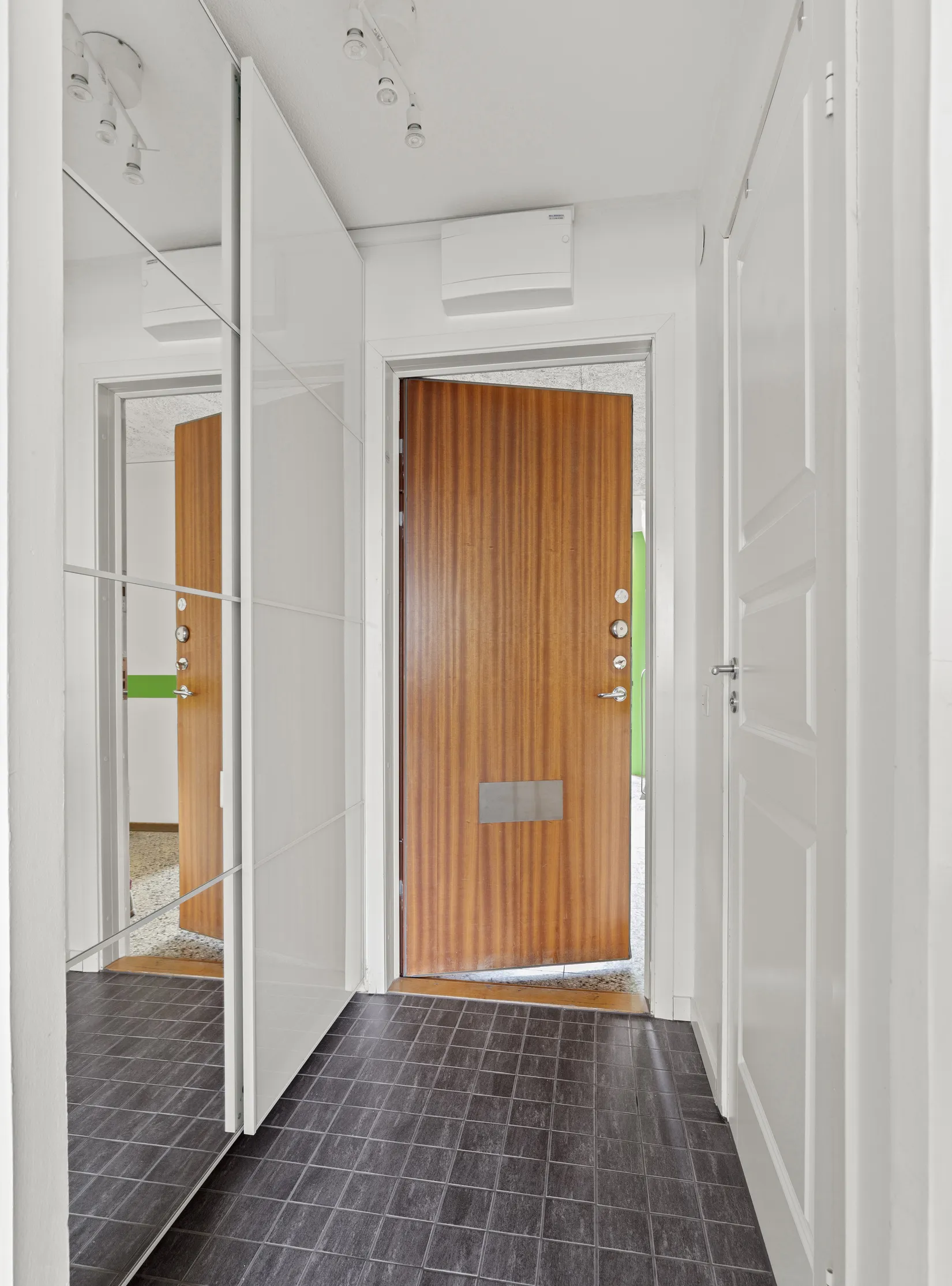 Bostadsrätt, Kyrkbacken 8, Hagalund, Solna