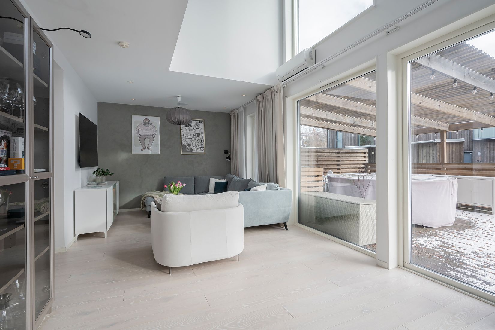 Radhus, Holmgårdsvägen 4A, Huddinge C - Solgård, Huddinge