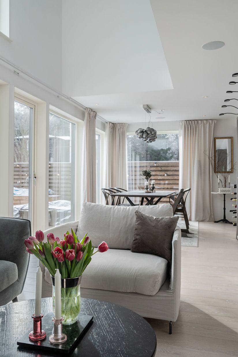 Radhus, Holmgårdsvägen 4A, Huddinge C - Solgård, Huddinge