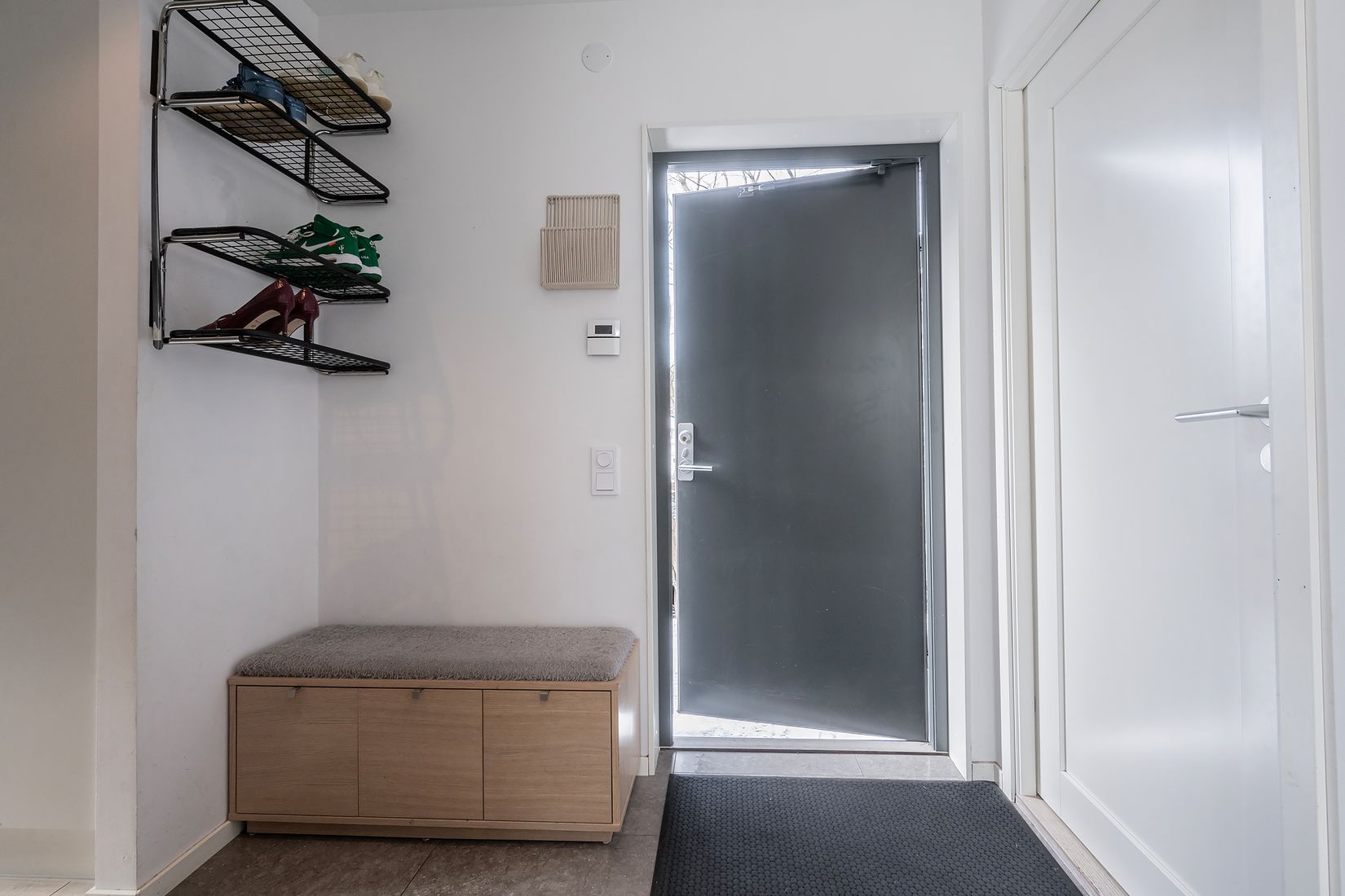 Radhus, Holmgårdsvägen 4A, Huddinge C - Solgård, Huddinge