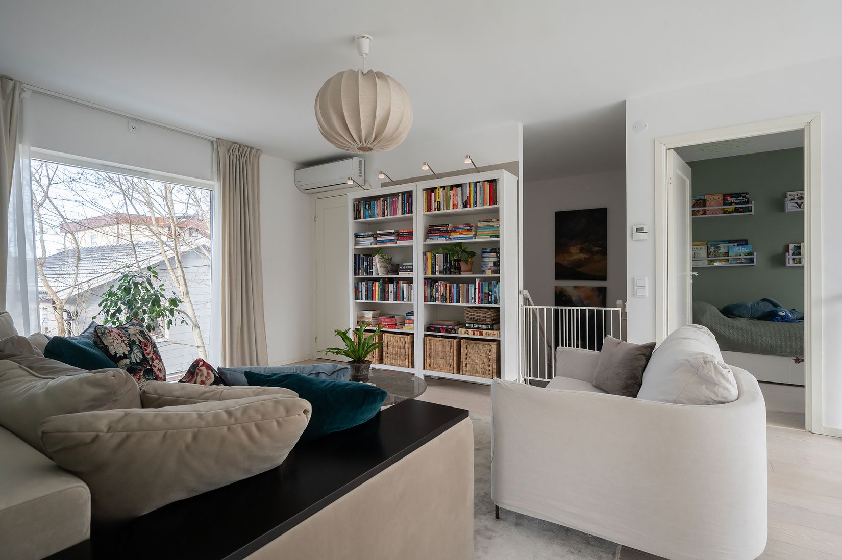 Radhus, Holmgårdsvägen 4A, Huddinge C - Solgård, Huddinge