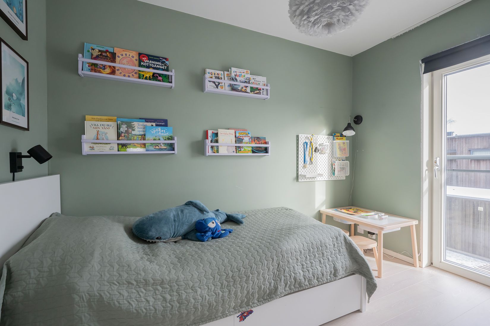 Radhus, Holmgårdsvägen 4A, Huddinge C - Solgård, Huddinge