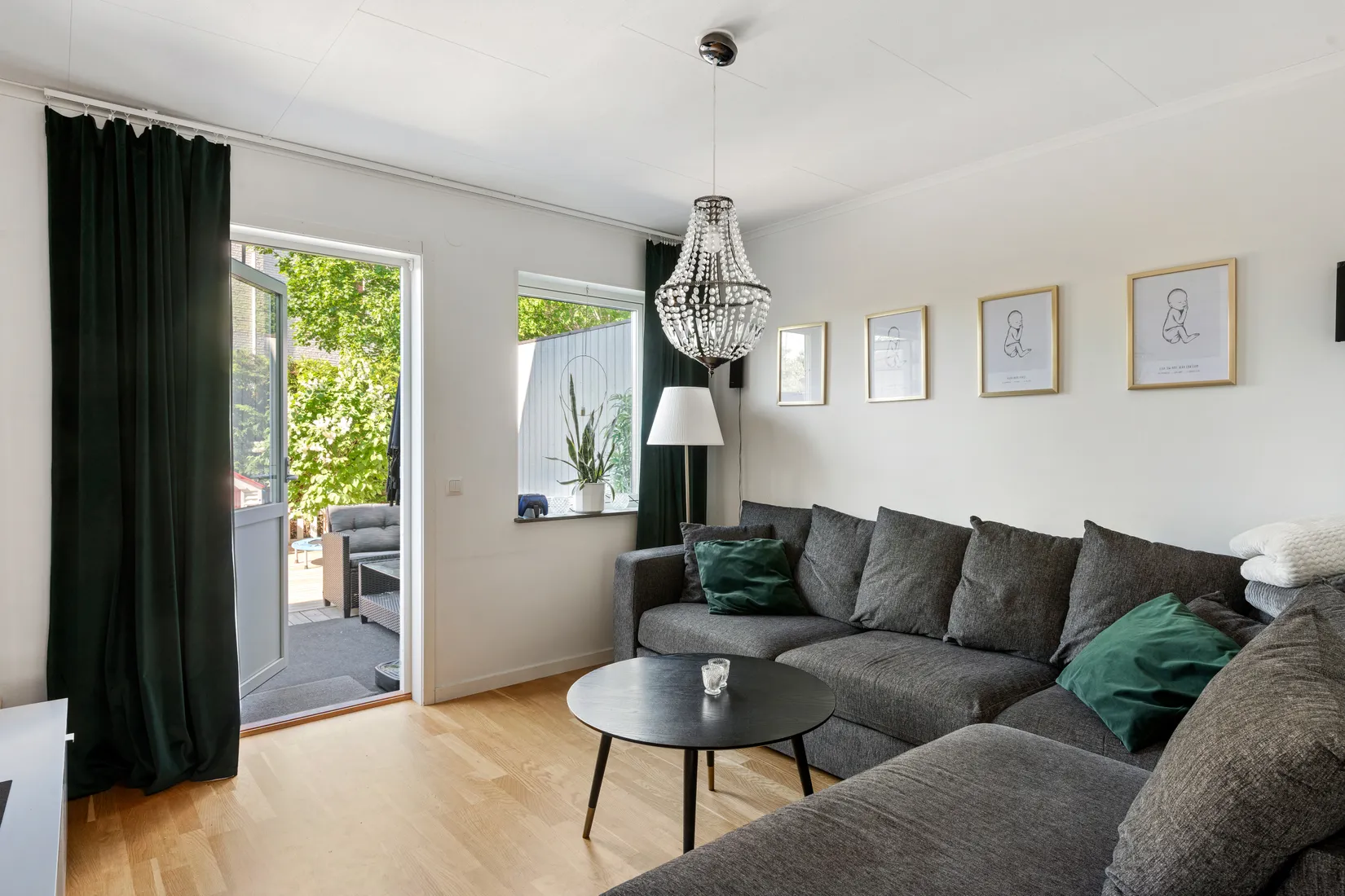 Villa, Radhus, Solslingan 8E, Norrtälje stad - Solbacka strand, Norrtälje