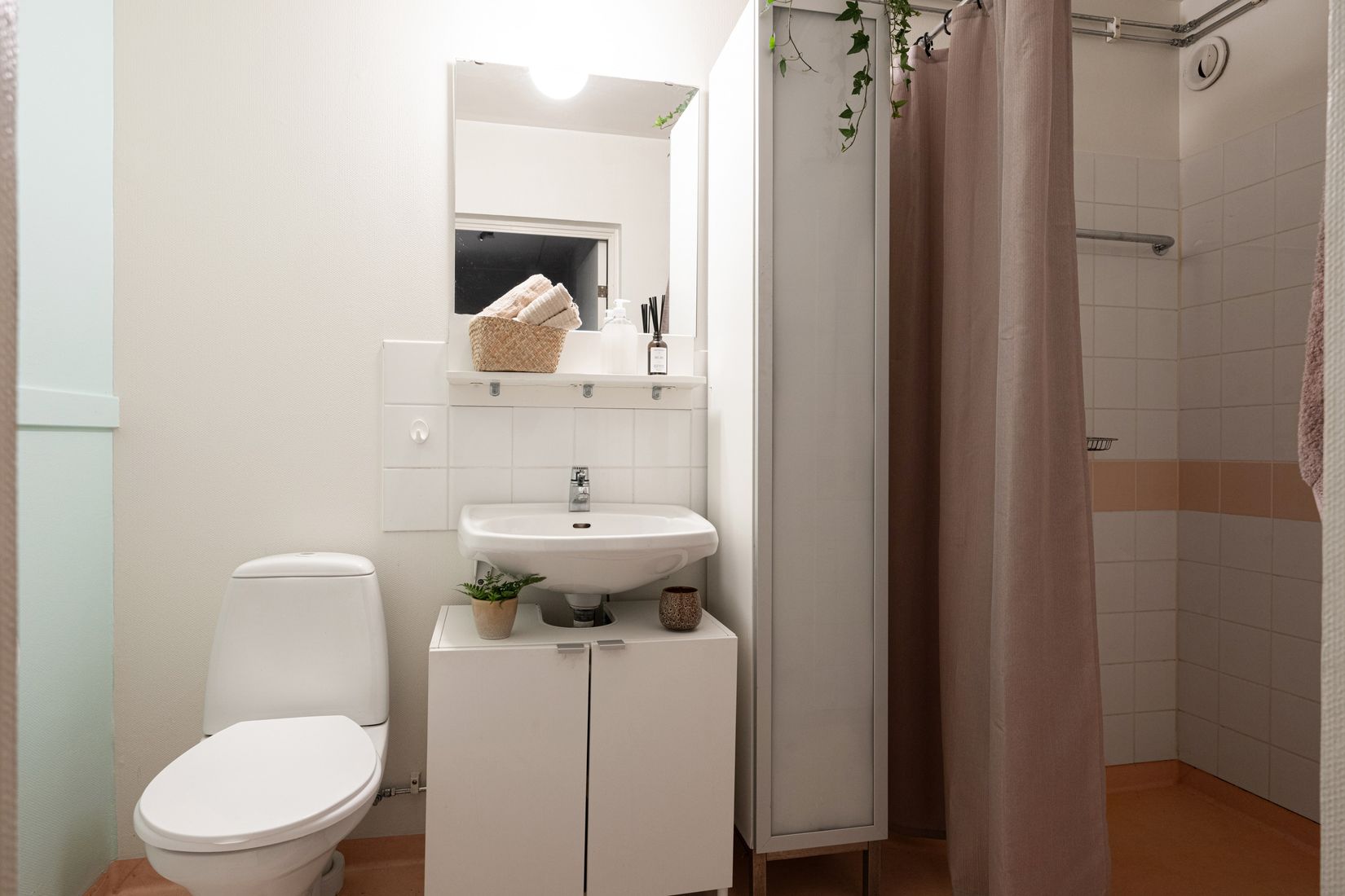 Bostadsrätt, Tvillingarnas Gata 334, Brandbergen, Stockholm