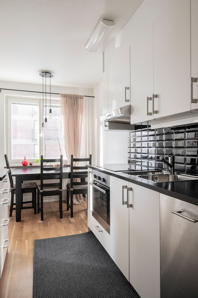 Bostadsrätt, Förrådsvägen 25, Centrala Huddinge, Huddinge