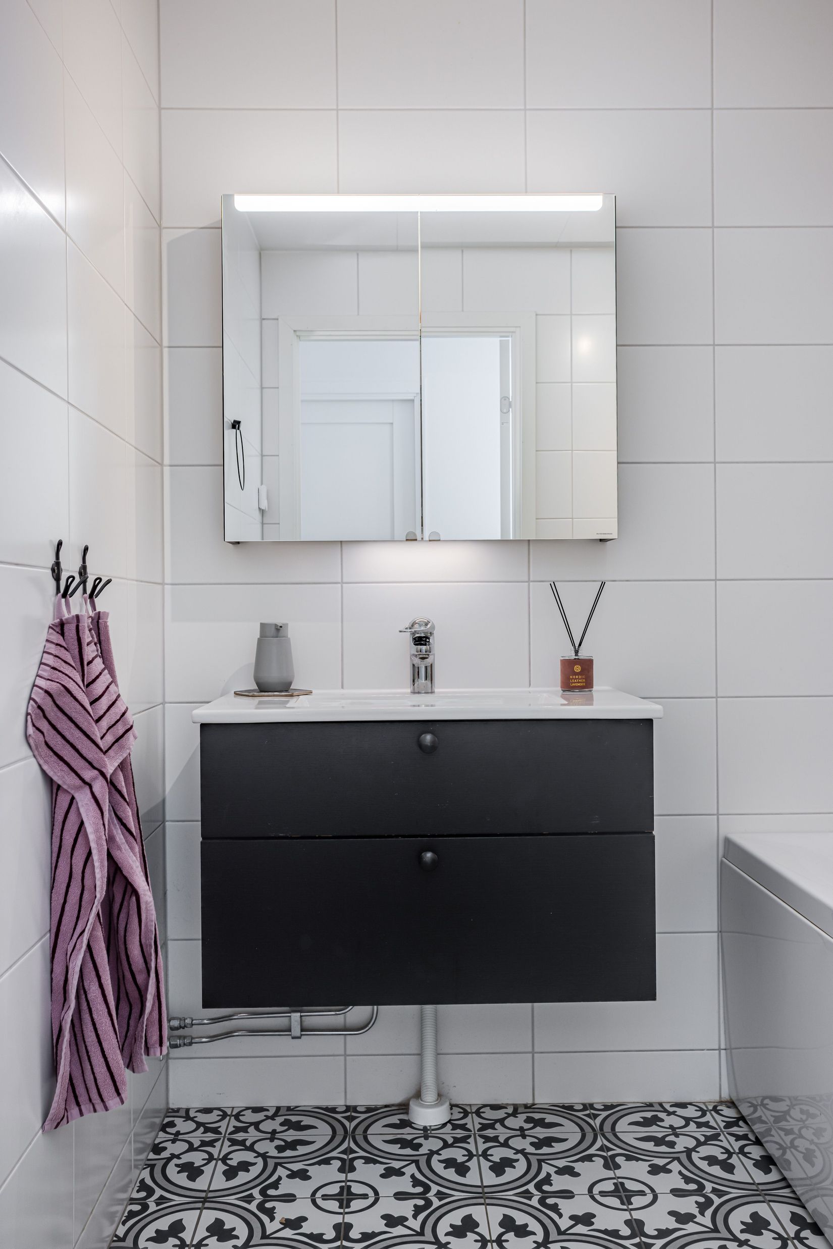 Bostadsrätt, Radhus, Basfiolvägen 7, Dals Ängar , Falkenberg