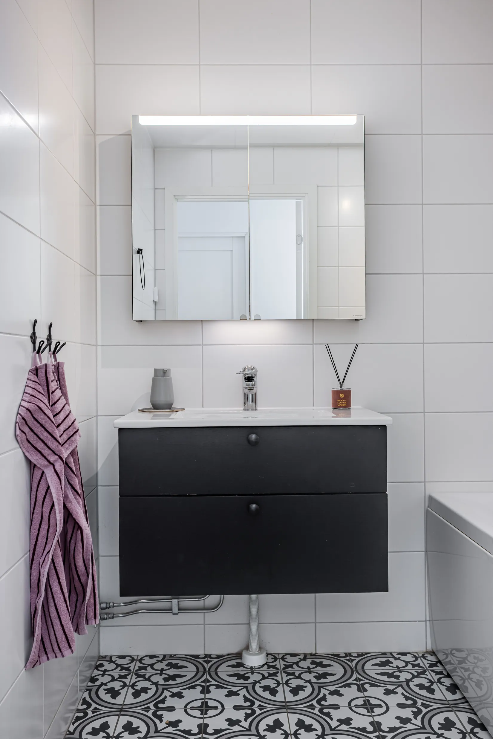 Bostadsrätt, Radhus, Basfiolvägen 7, Dals Ängar , Falkenberg