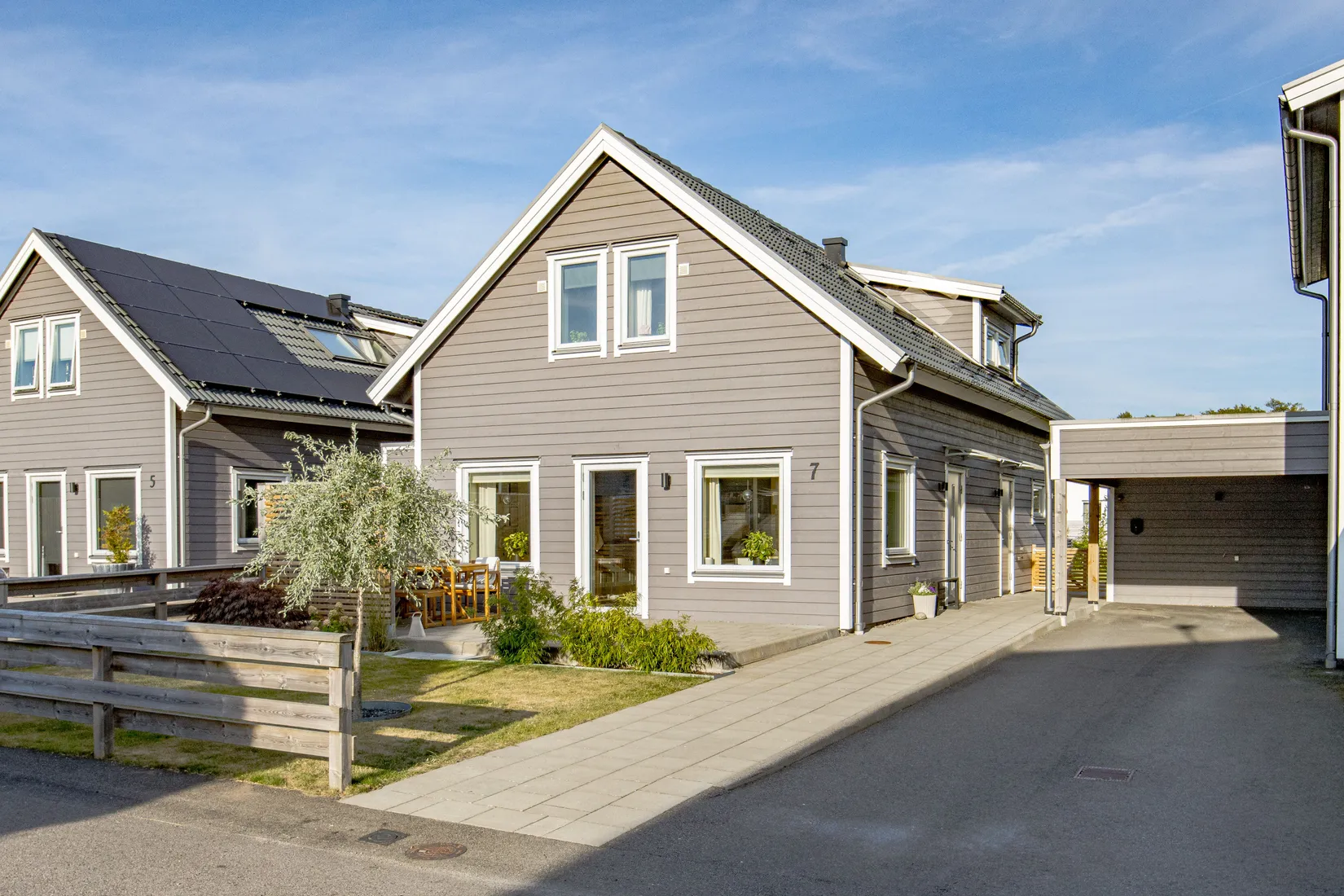 Radhus, Basfiolvägen 7, Dals Ängar , Falkenberg
