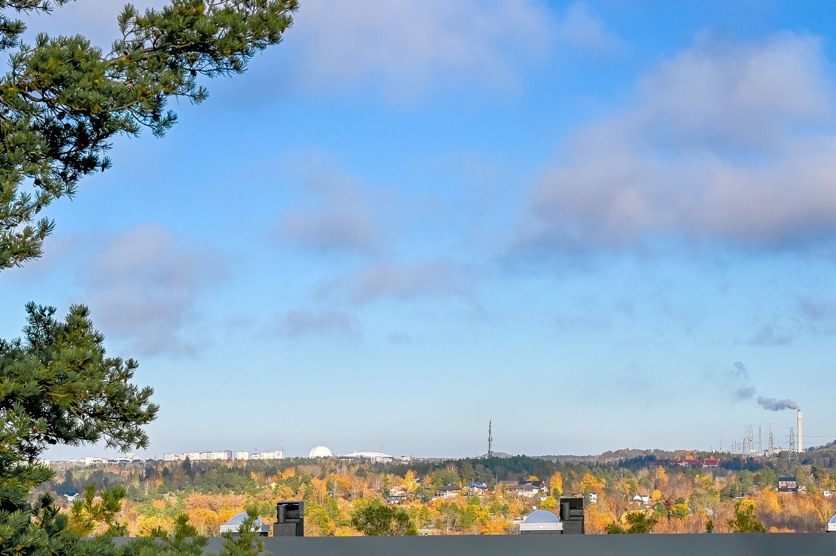 Radhus, Taggsvampsvägen 185, Sörskogen, Huddinge