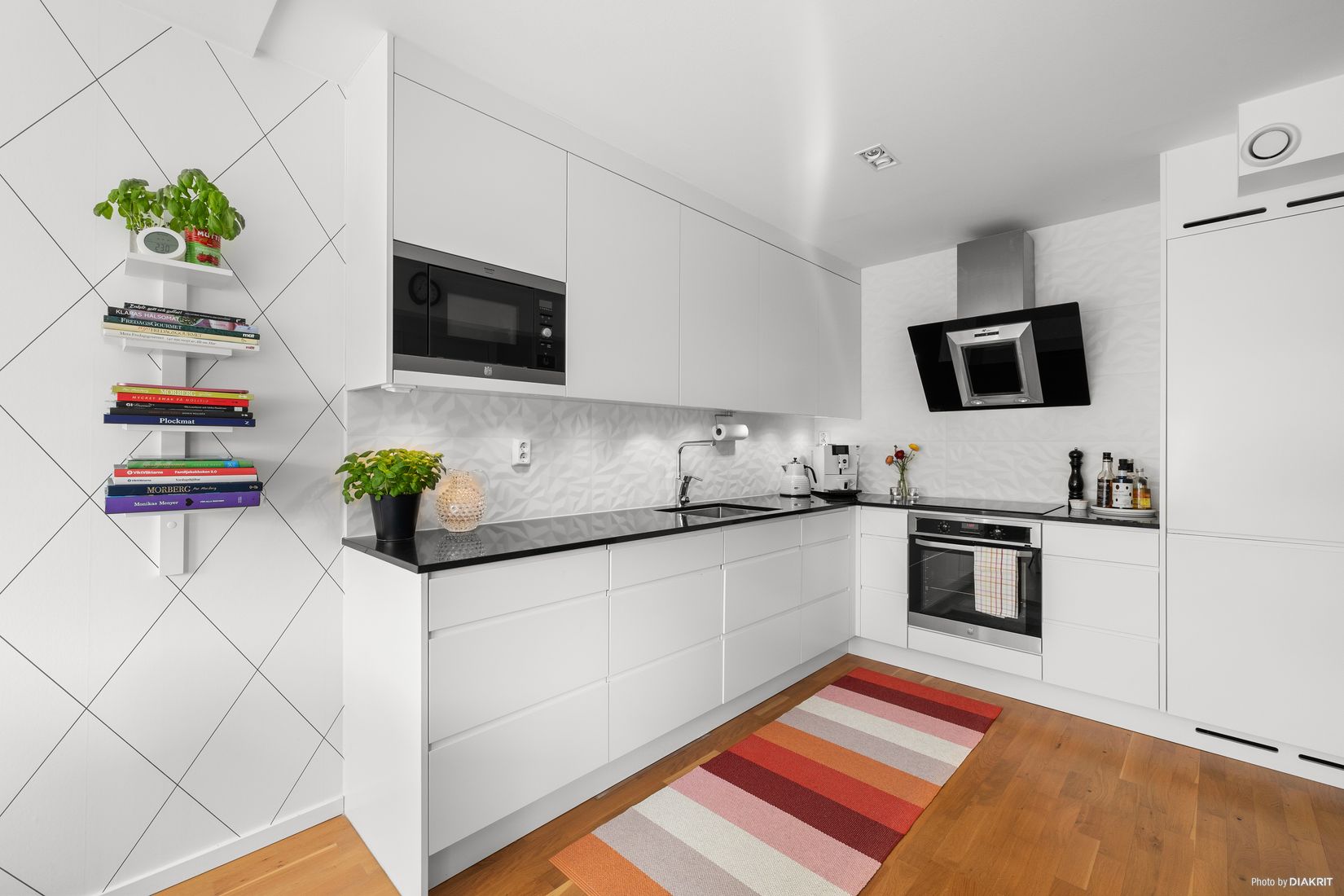 Radhus, Offergränd 13, Gribbylund, Täby