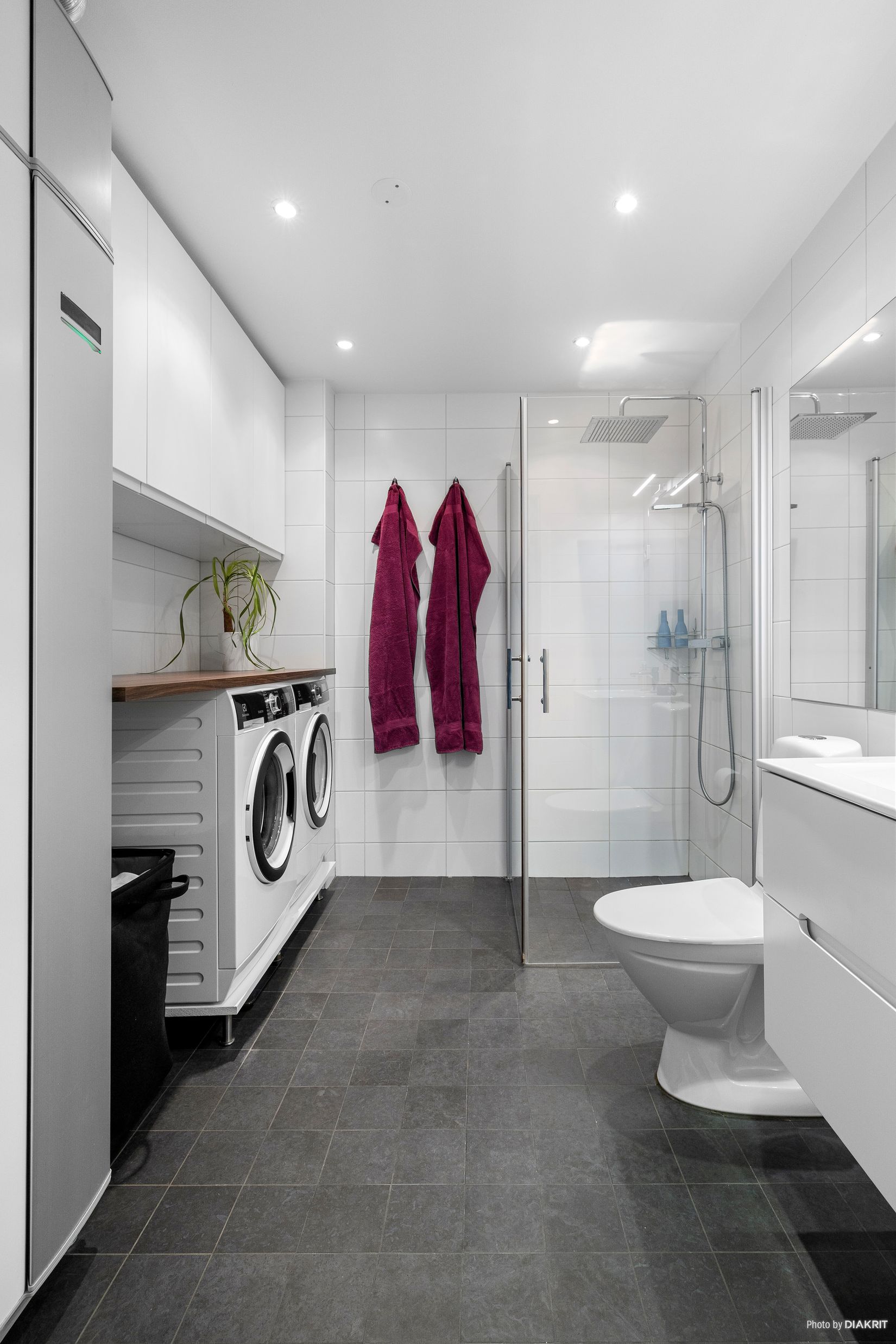 Radhus, Offergränd 13, Gribbylund, Täby