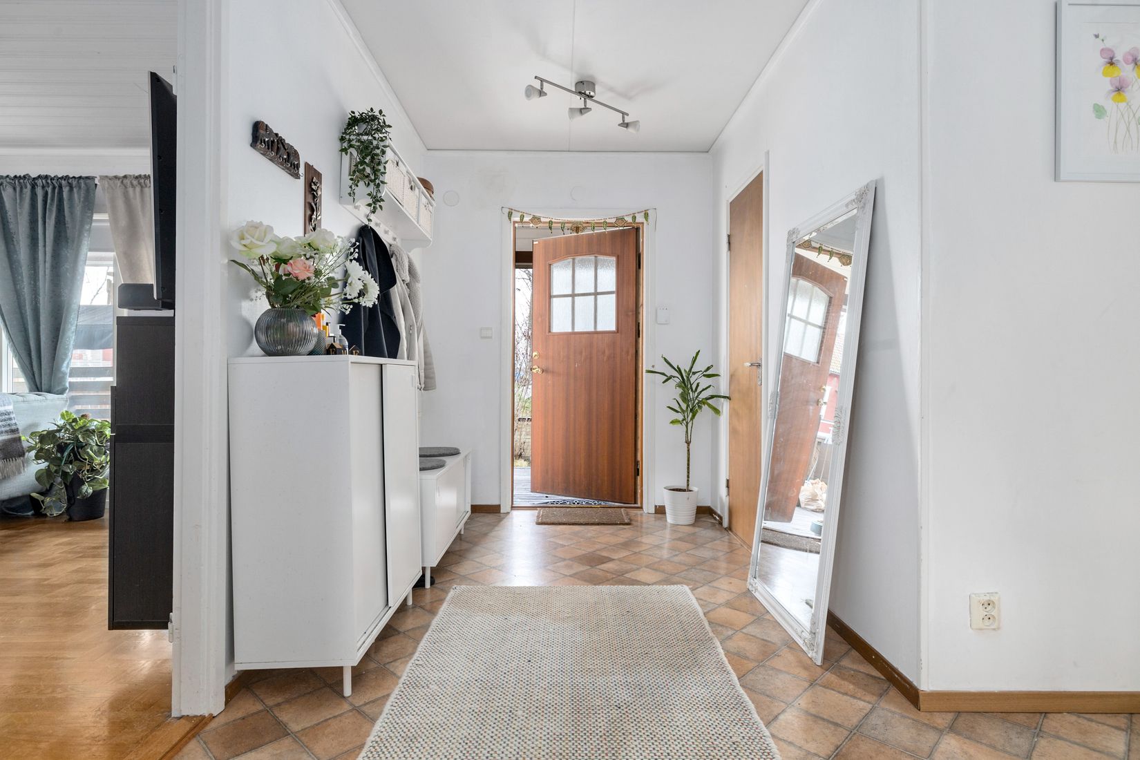 Villa, Tibastvägen 14, Lövstalöt, Uppsala