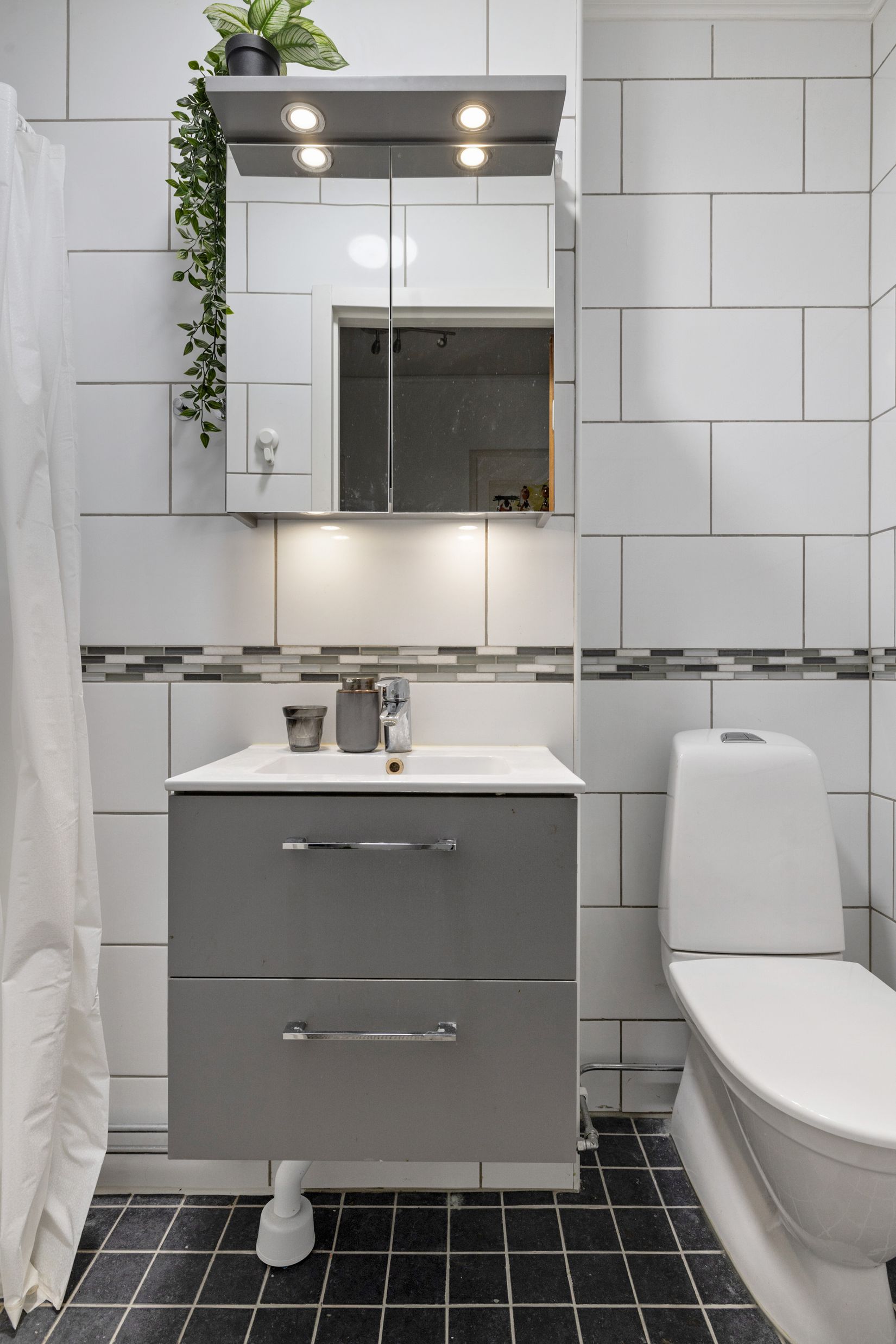 Villa, Tibastvägen 14, Lövstalöt, Uppsala