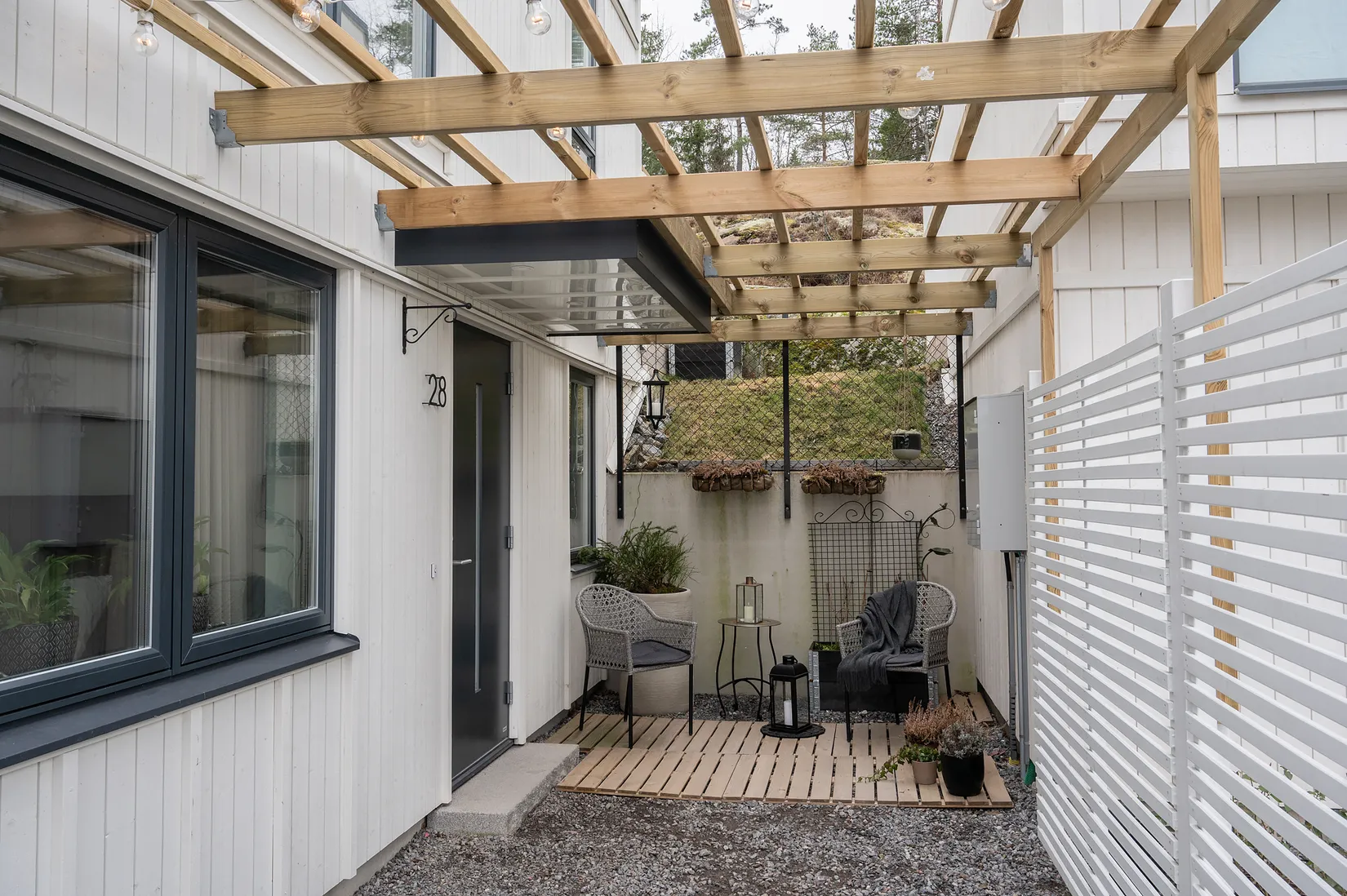 Radhus, Tallmyrvägen 28, Högmora, Huddinge