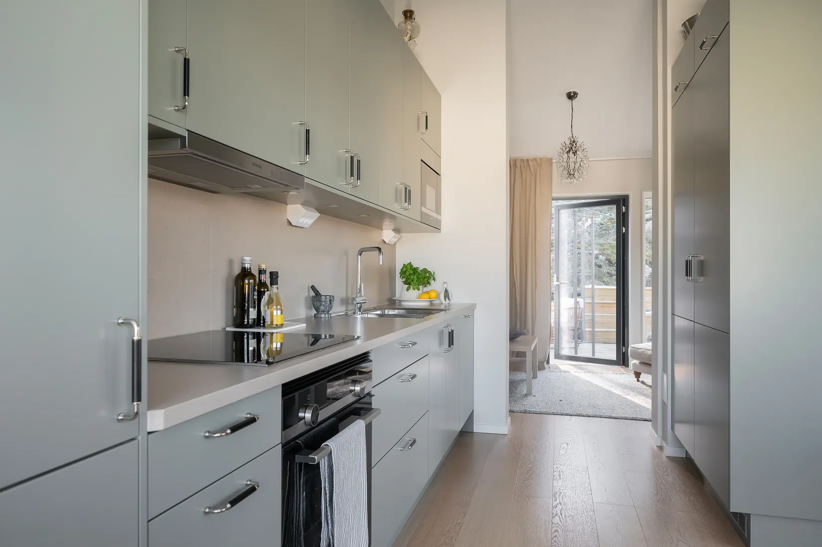 Radhus, Tallmyrvägen 28, Högmora, Huddinge