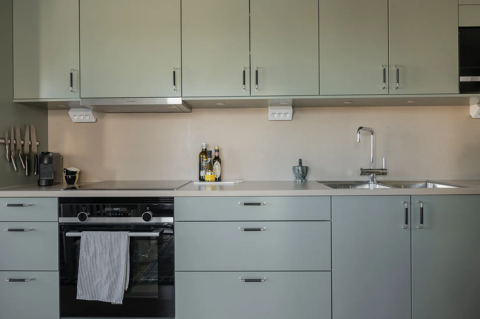 Radhus, Tallmyrvägen 28, Högmora, Huddinge