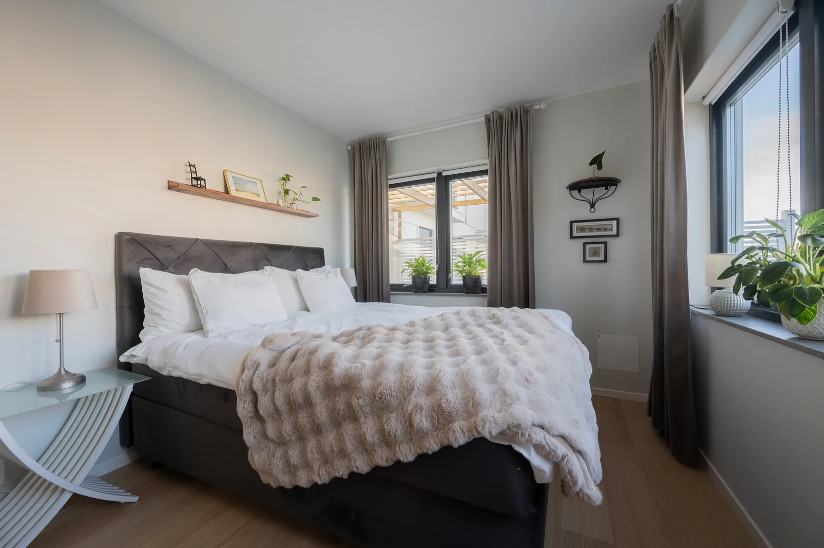 Radhus, Tallmyrvägen 28, Högmora, Huddinge
