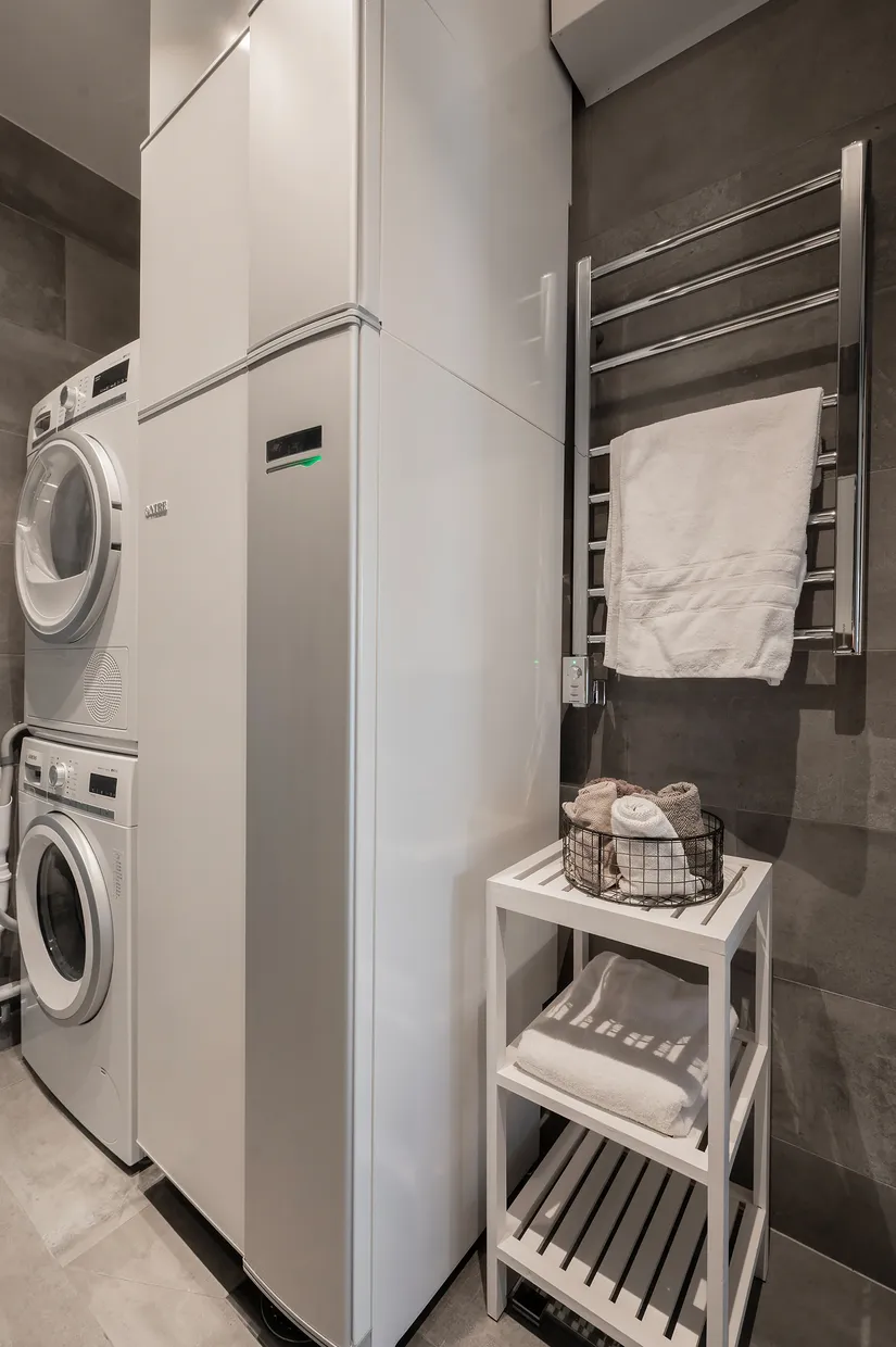 Radhus, Tallmyrvägen 28, Högmora, Huddinge