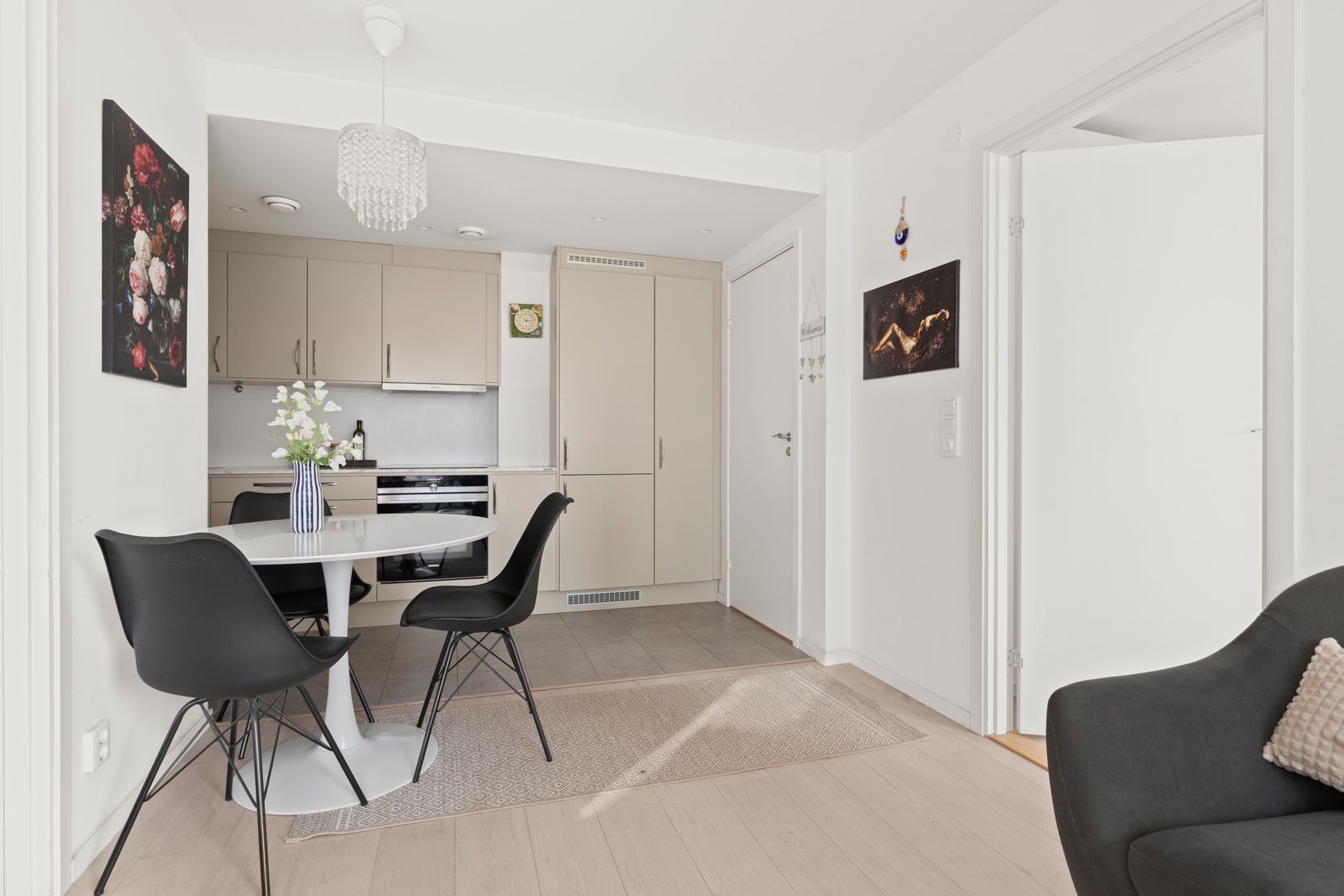 Bostadsrätt, Kyrkbacken 9, Hagalund, Solna