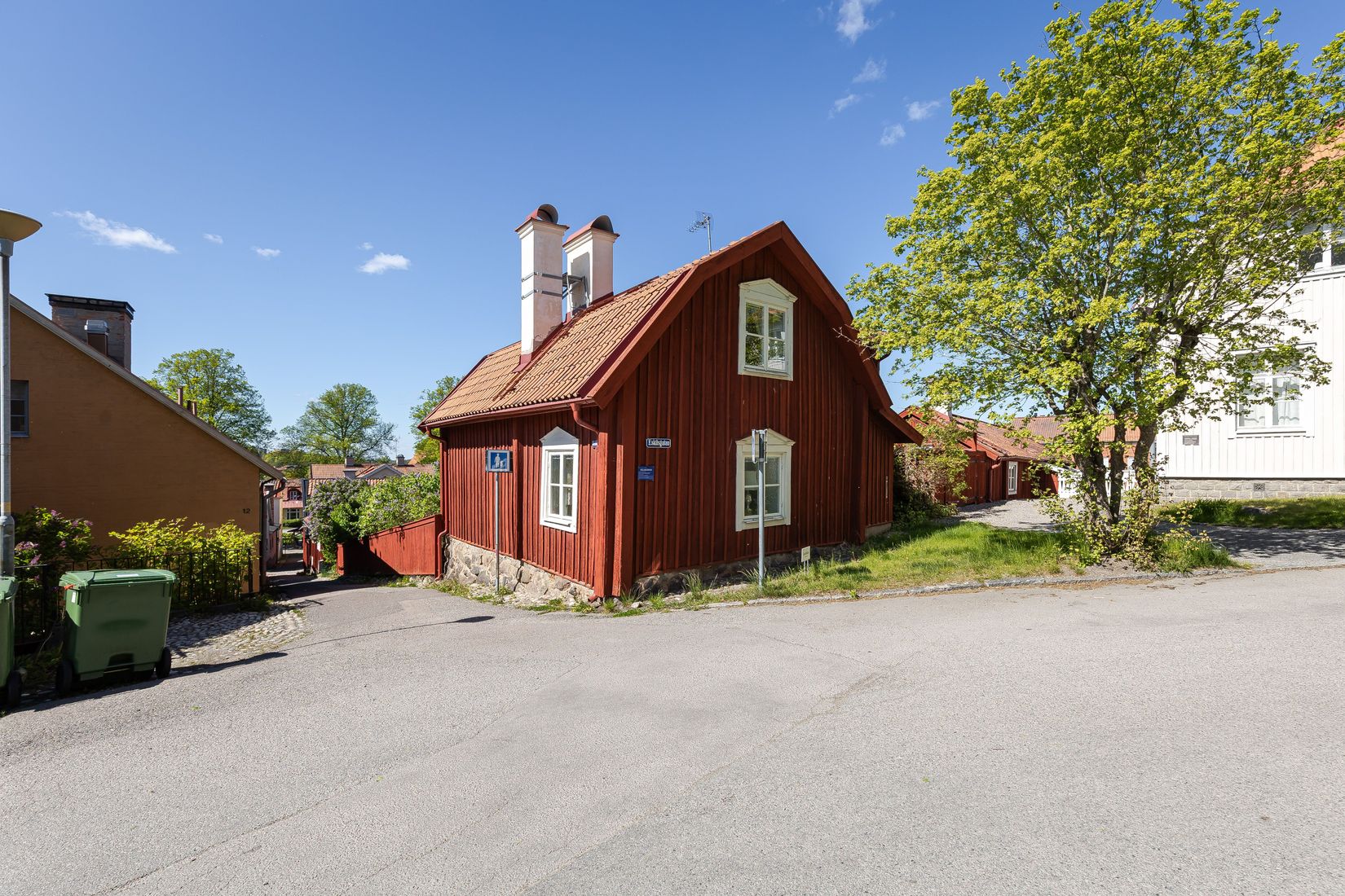 Villa, Eskilsgatan 10, Centralt/Domkyrkan, Strängnäs
