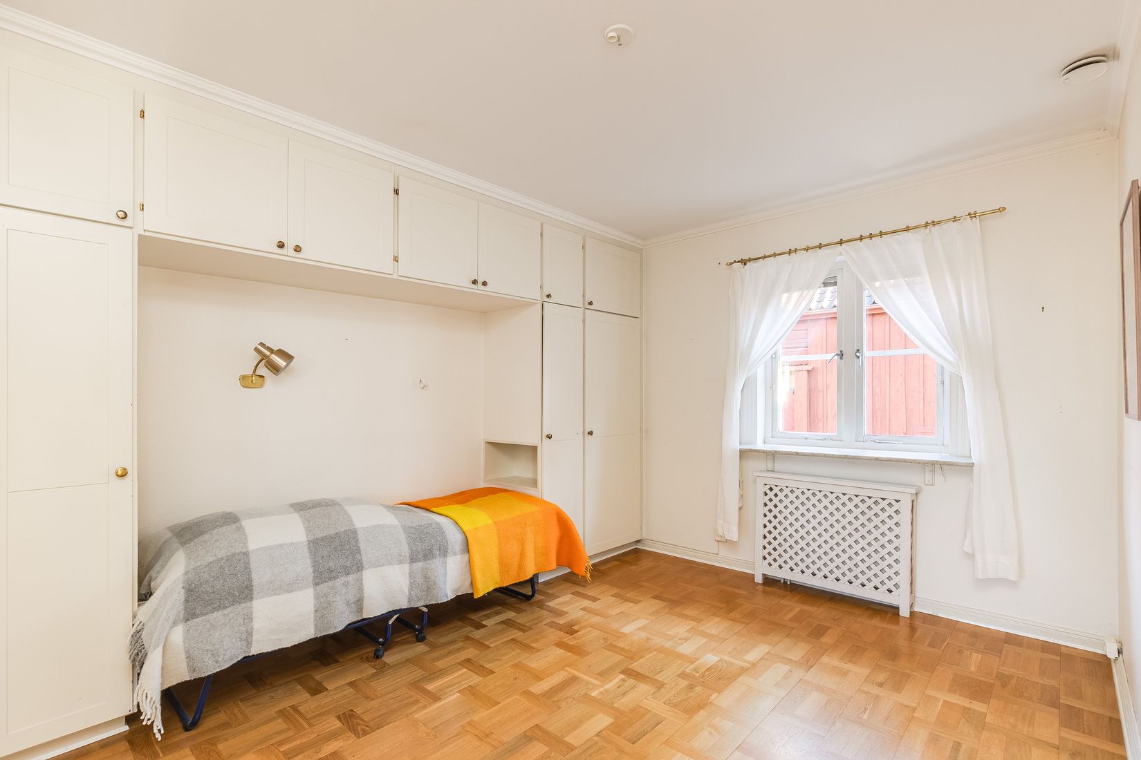 Villa, Eskilsgatan 10, Centralt/Domkyrkan, Strängnäs