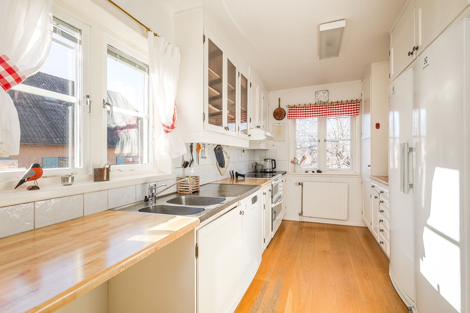 Villa, Eskilsgatan 10, Centralt/Domkyrkan, Strängnäs