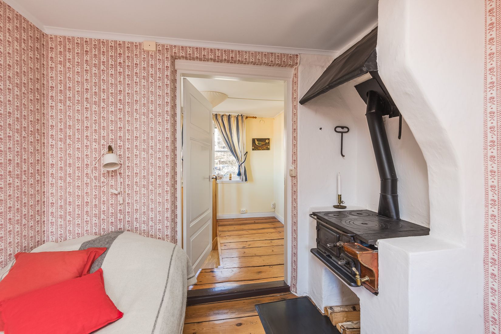 Villa, Eskilsgatan 10, Centralt/Domkyrkan, Strängnäs