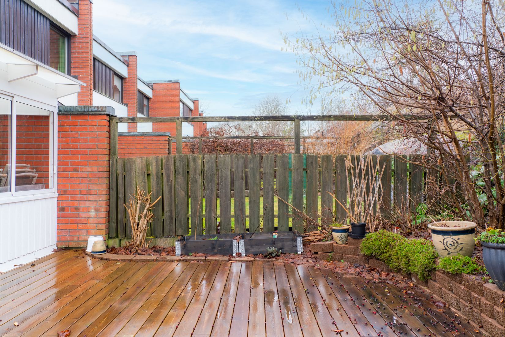 Radhus, Rosenhällsvägen 25, Öster, Nyköping