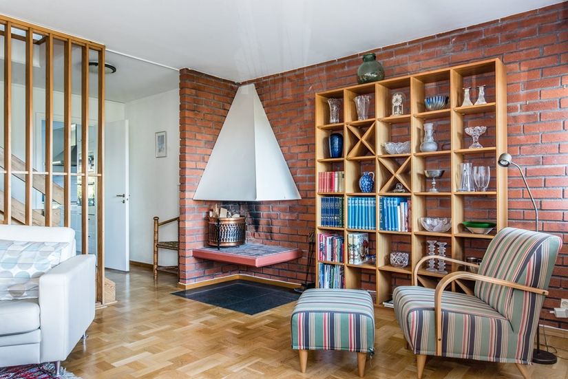 Radhus, Rosenhällsvägen 25, Öster, Nyköping