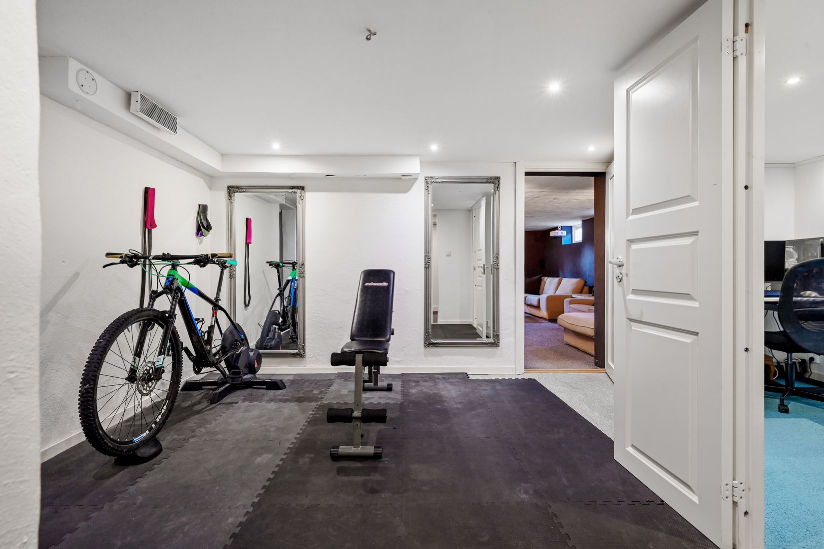 Villa, Sveavägen 33, Töjnan, Sollentuna