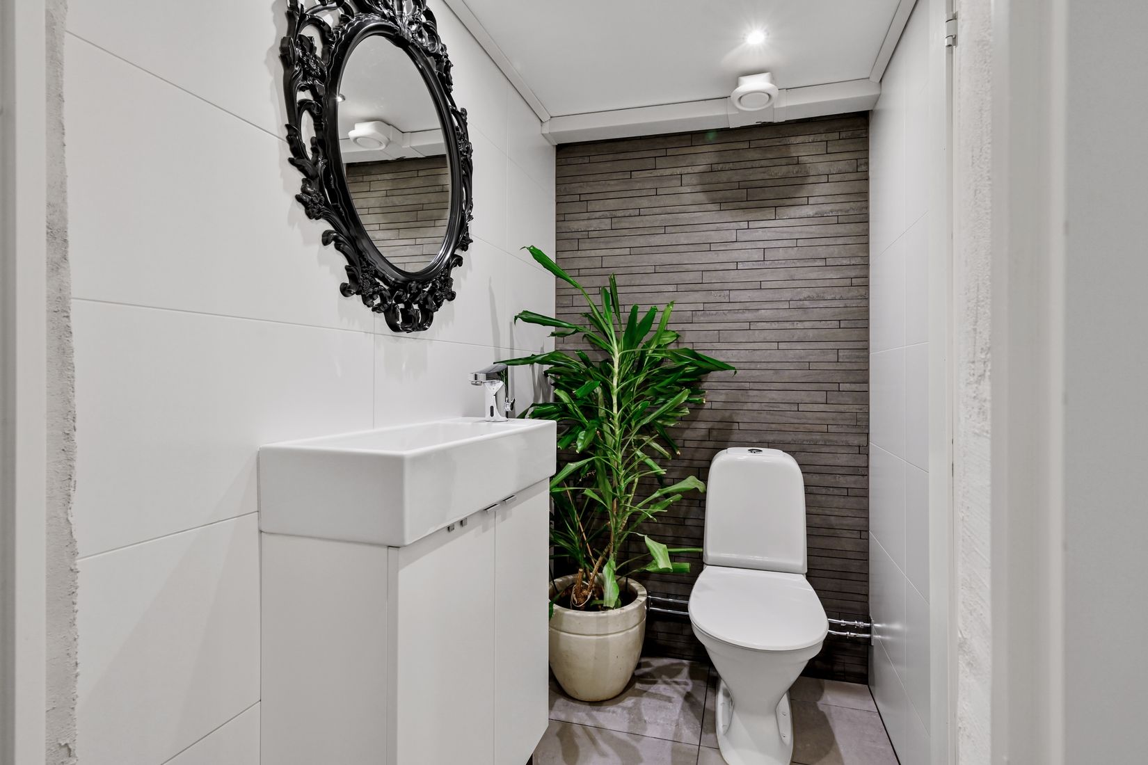 Villa, Sveavägen 33, Töjnan, Sollentuna