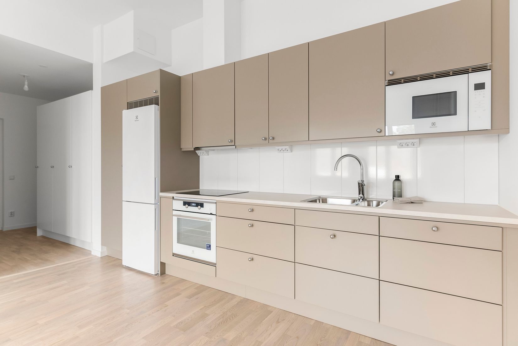 Bostadsrätt, Åkare Engströms Väg 5, Bromstensstaden, Stockholm