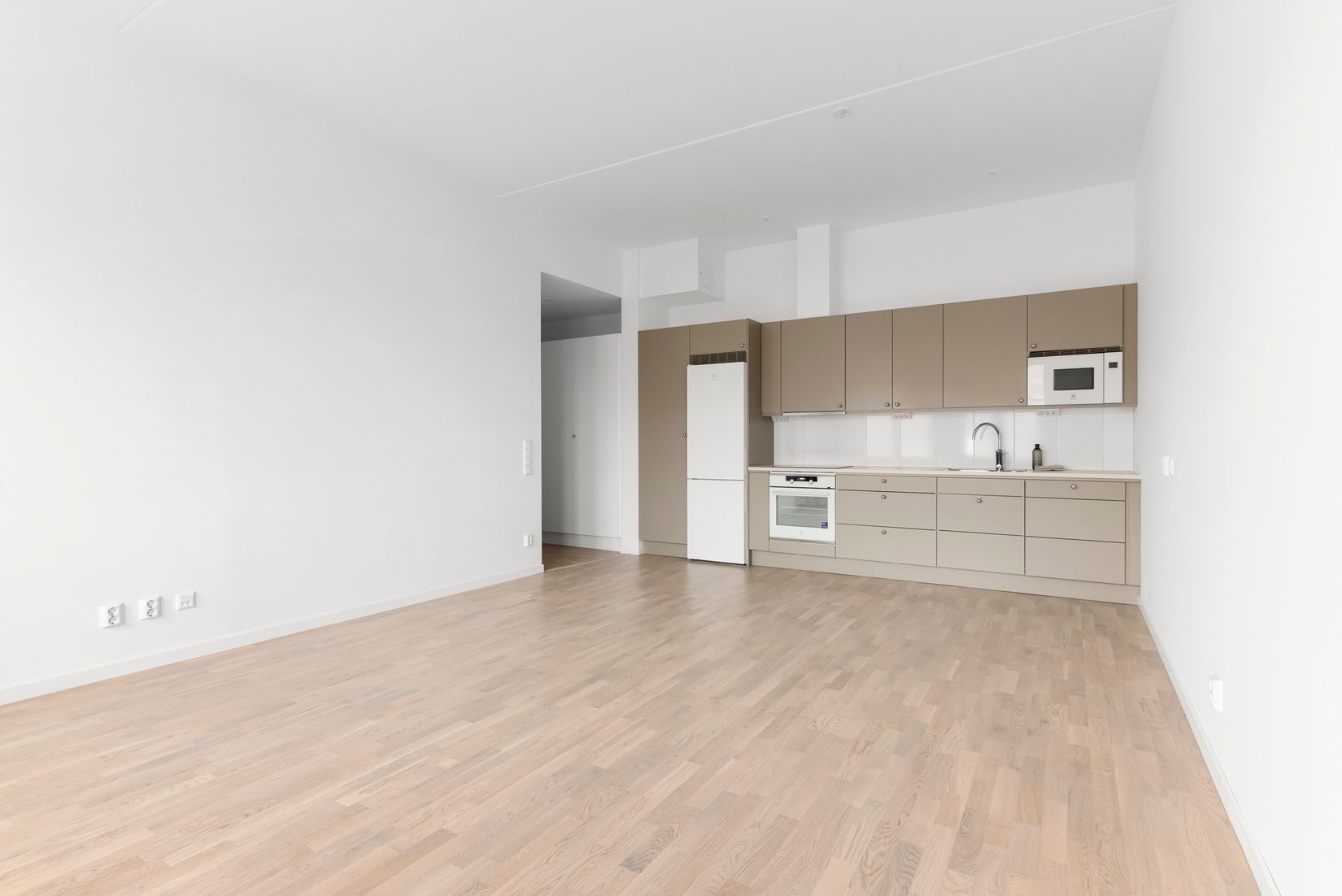 Bostadsrätt, Åkare Engströms Väg 5, Bromstensstaden, Stockholm