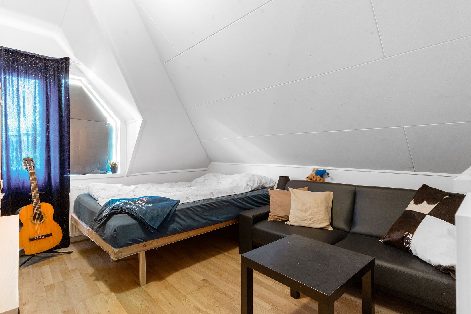 Villa, Hällavägen 5, Dals Rostock, Mellerud