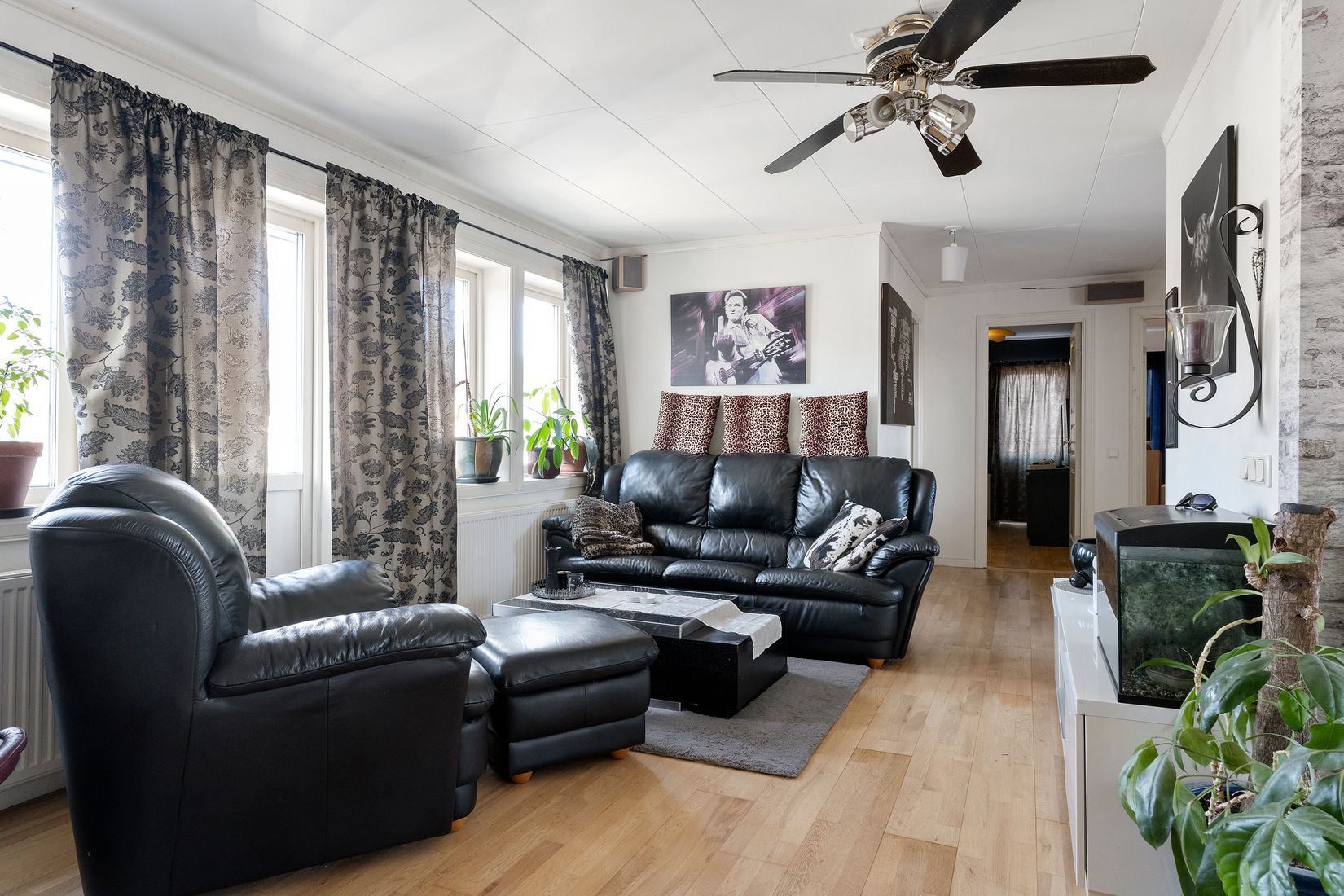 Villa, Hällavägen 5, Dals Rostock, Mellerud