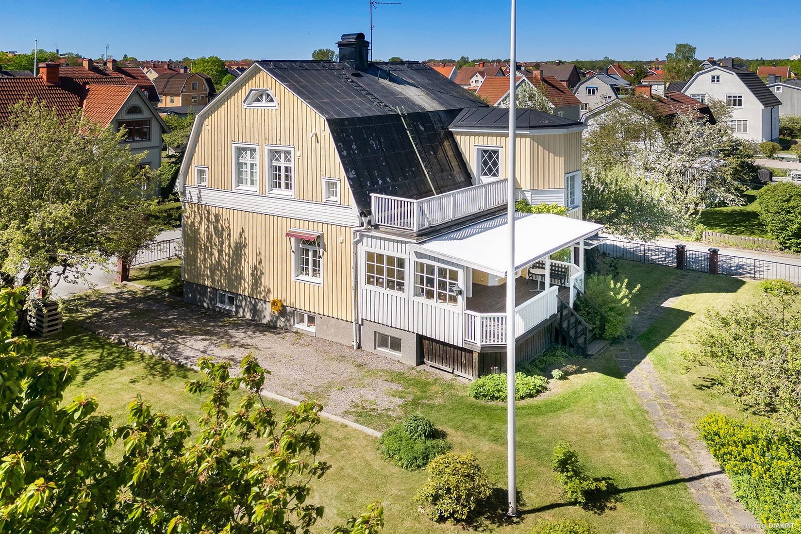 Villa, Brogatan 12, Holmen, Örebro