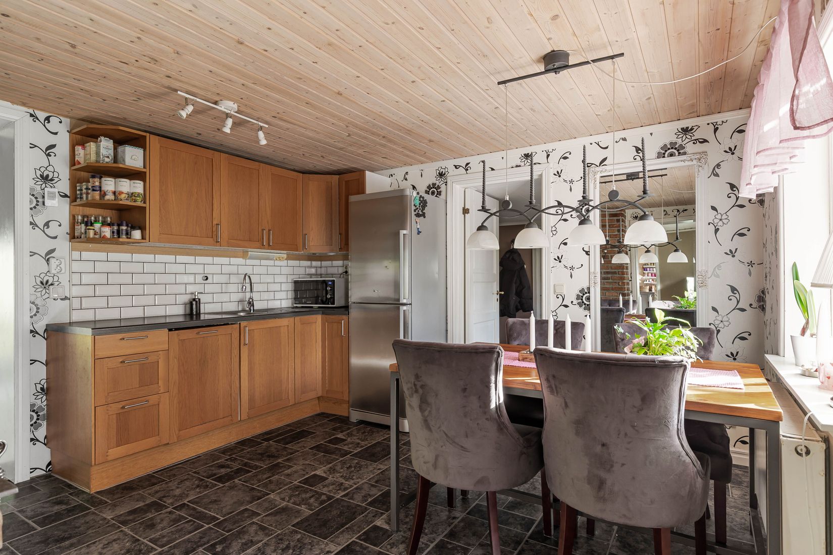 Villa, Älgaråsvägen 15, Gullspång