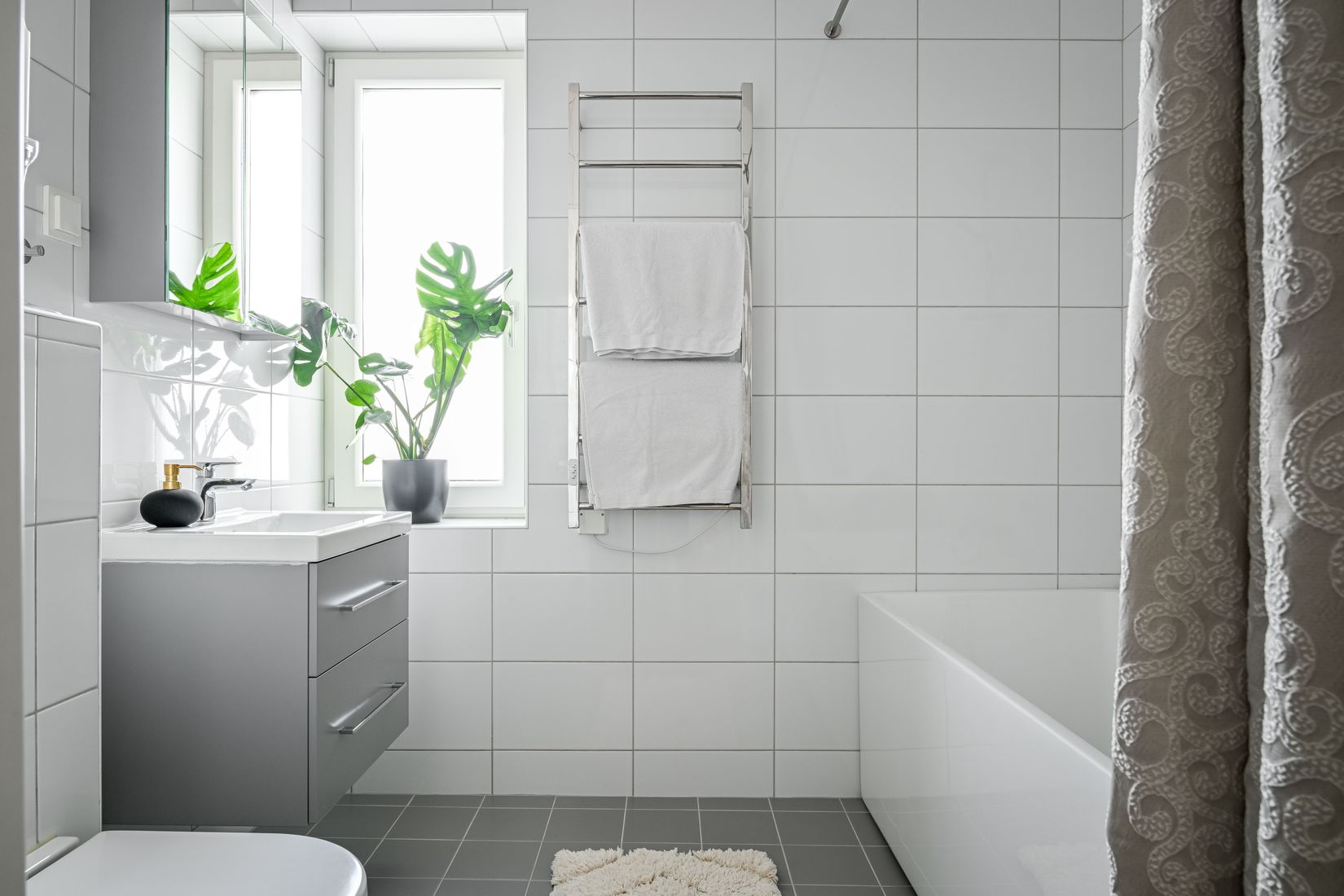 Bostadsrätt, Radhus, Högmora ringväg 10E, Högmora, Huddinge