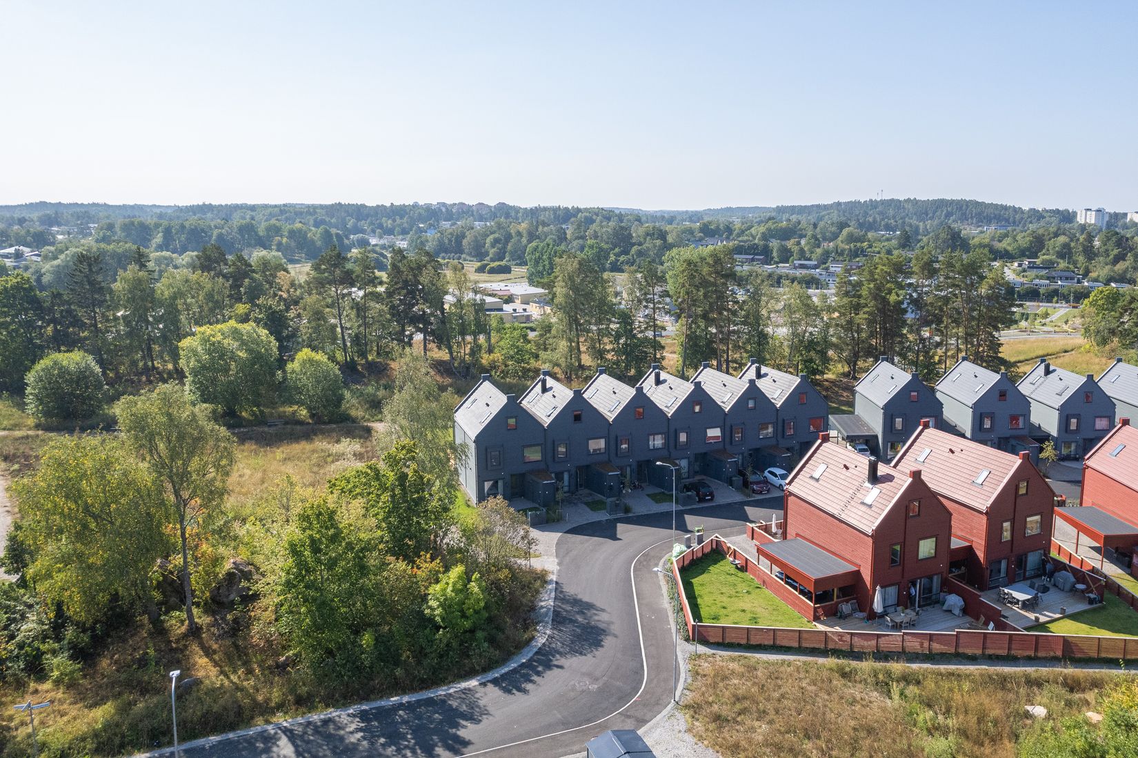 Villa, Radhus, Krickaslingan 18, Wijk Oppgård, Upplands Väsby