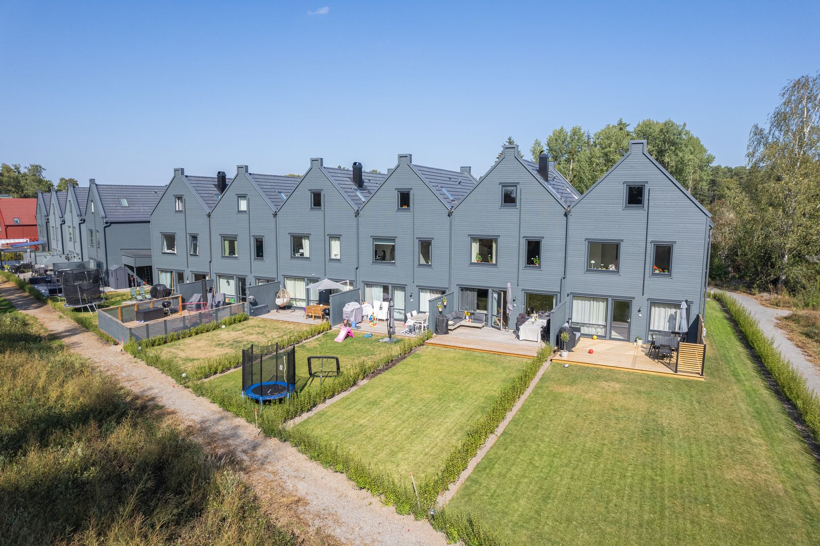 Villa, Radhus, Krickaslingan 18, Wijk Oppgård, Upplands Väsby