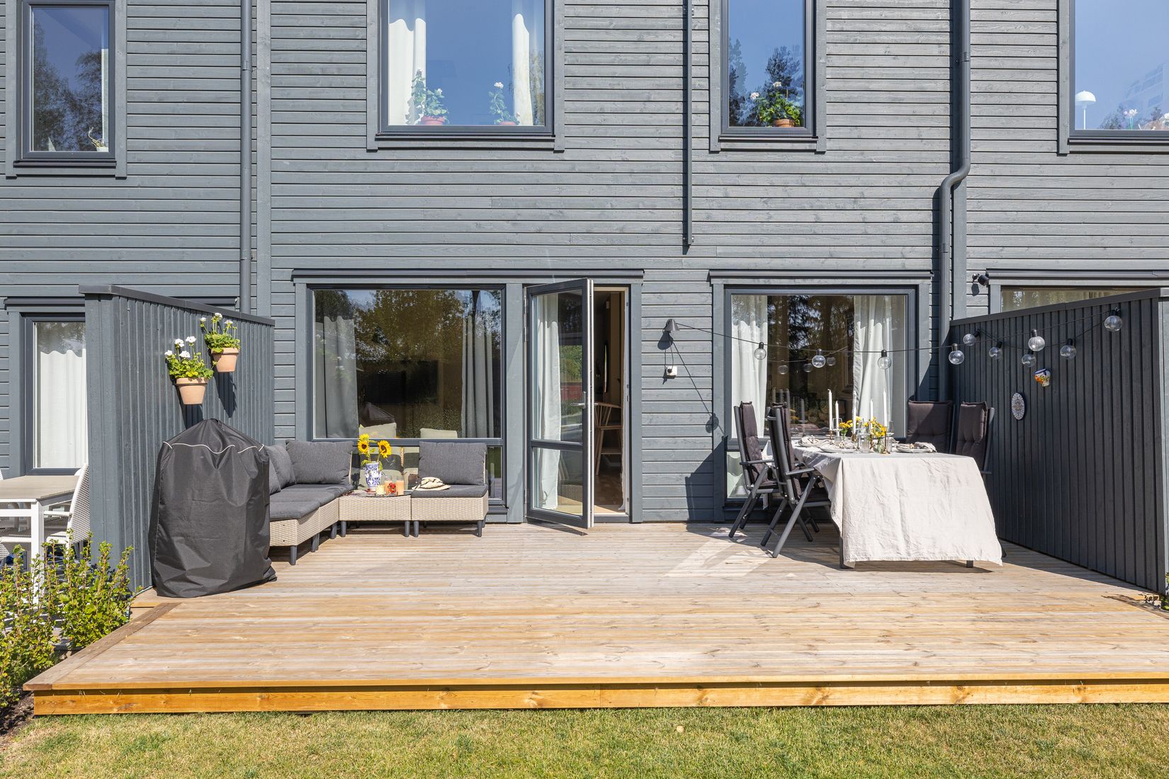 Villa, Radhus, Krickaslingan 18, Wijk Oppgård, Upplands Väsby