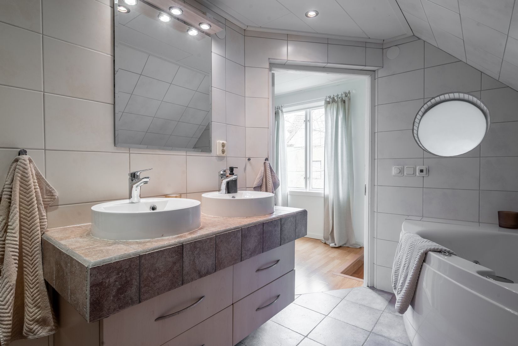 Villa, Vintergatan 20, Tullen, Borås