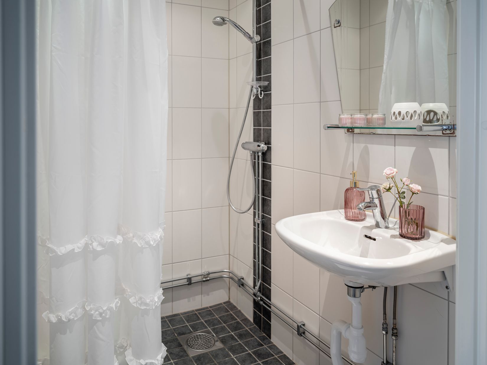 Bostadsrätt, Lomvägen 643, Kärrdal, Sollentuna