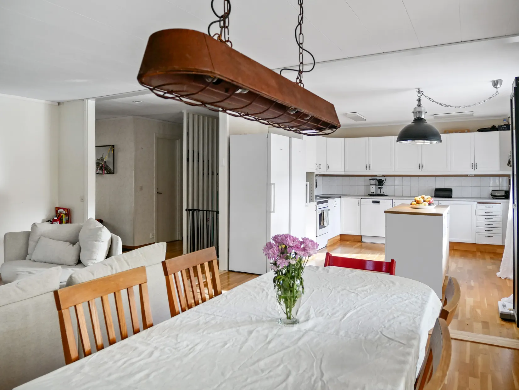 Villa, Blomstervägen 2, Hillared, Svenljunga