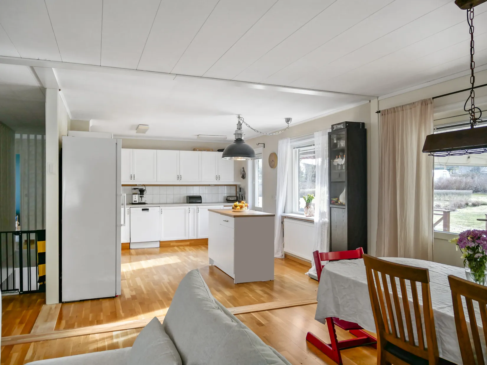 Villa, Blomstervägen 2, Hillared, Svenljunga